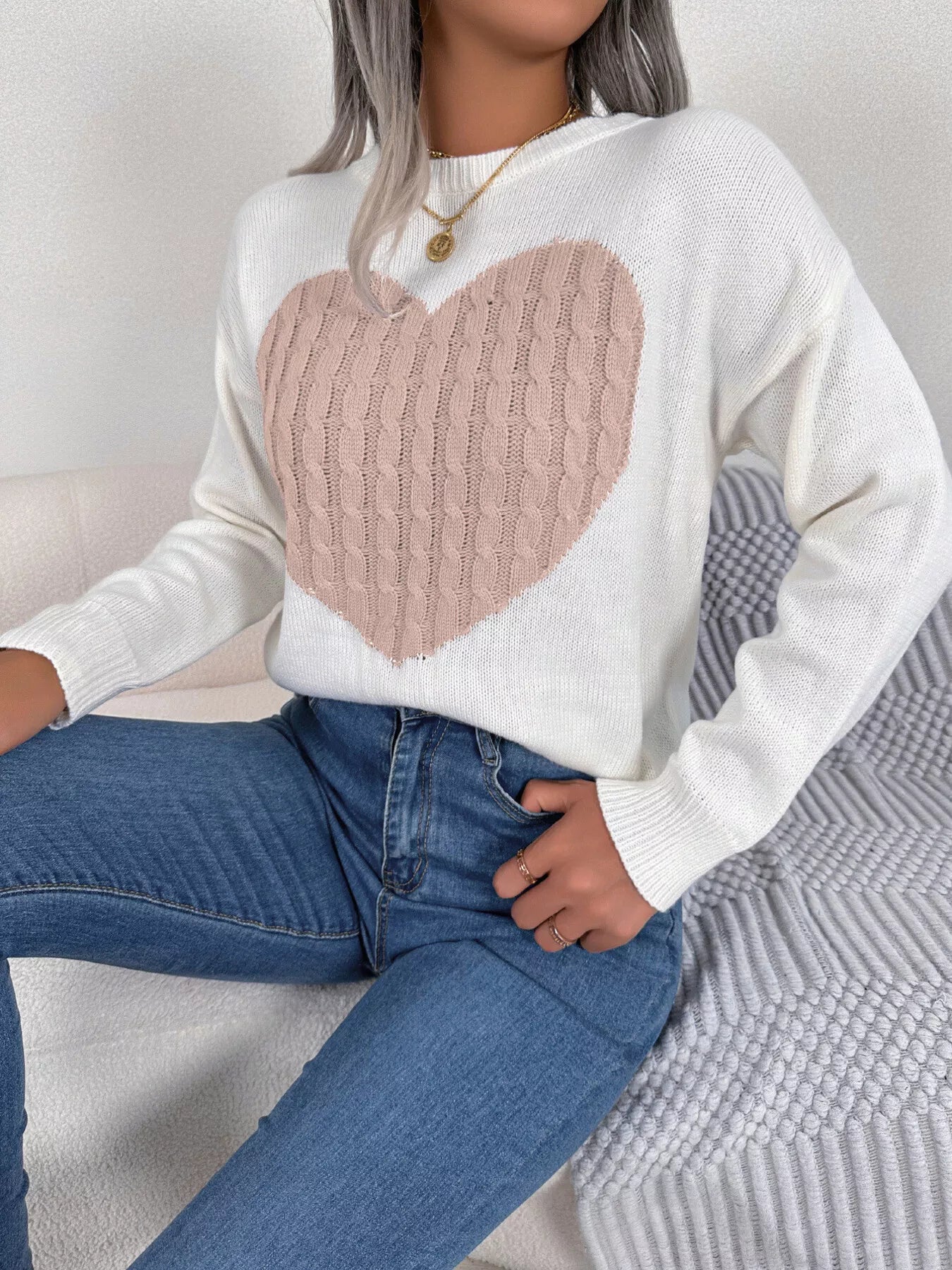 Cable Knit Heart Round Neck Sweater Pink f19f1f7d562a467e894578b4ccbc71e6-Max-Origin