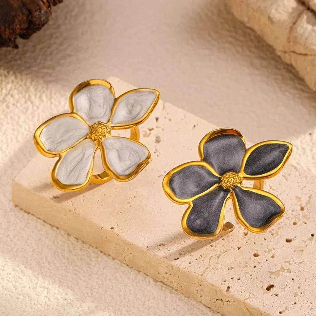 Flower Open Ring f1ea8348-0519-49d7-a800-ed66cad9d9ac-Max-Origin