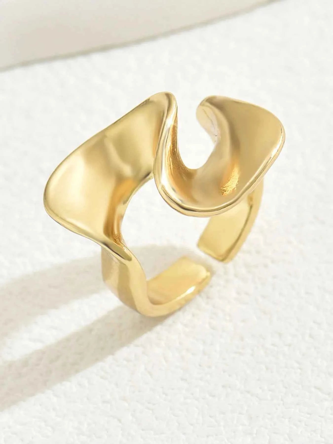 18K Gold-Plated Stainless Steel Geometric Ring f1ebd16e-6553-47c2-aaaf-a39d6809364b-Max-Origin