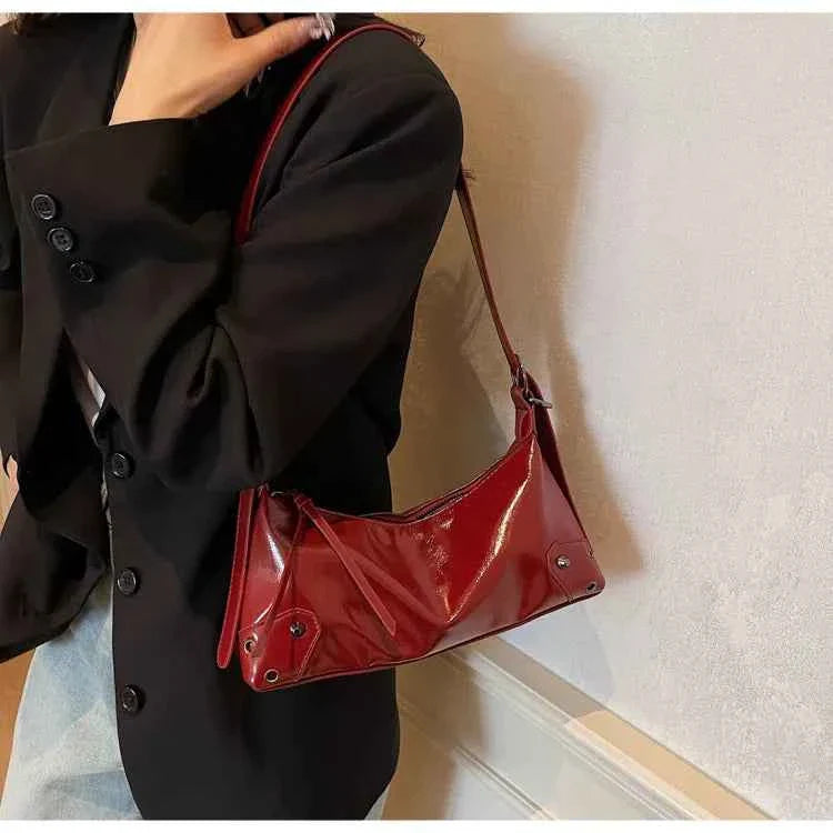 Adjustable Strap Shoulder Bag f20c5a6004664a14b92a9b2225a67d47-Max-Origin