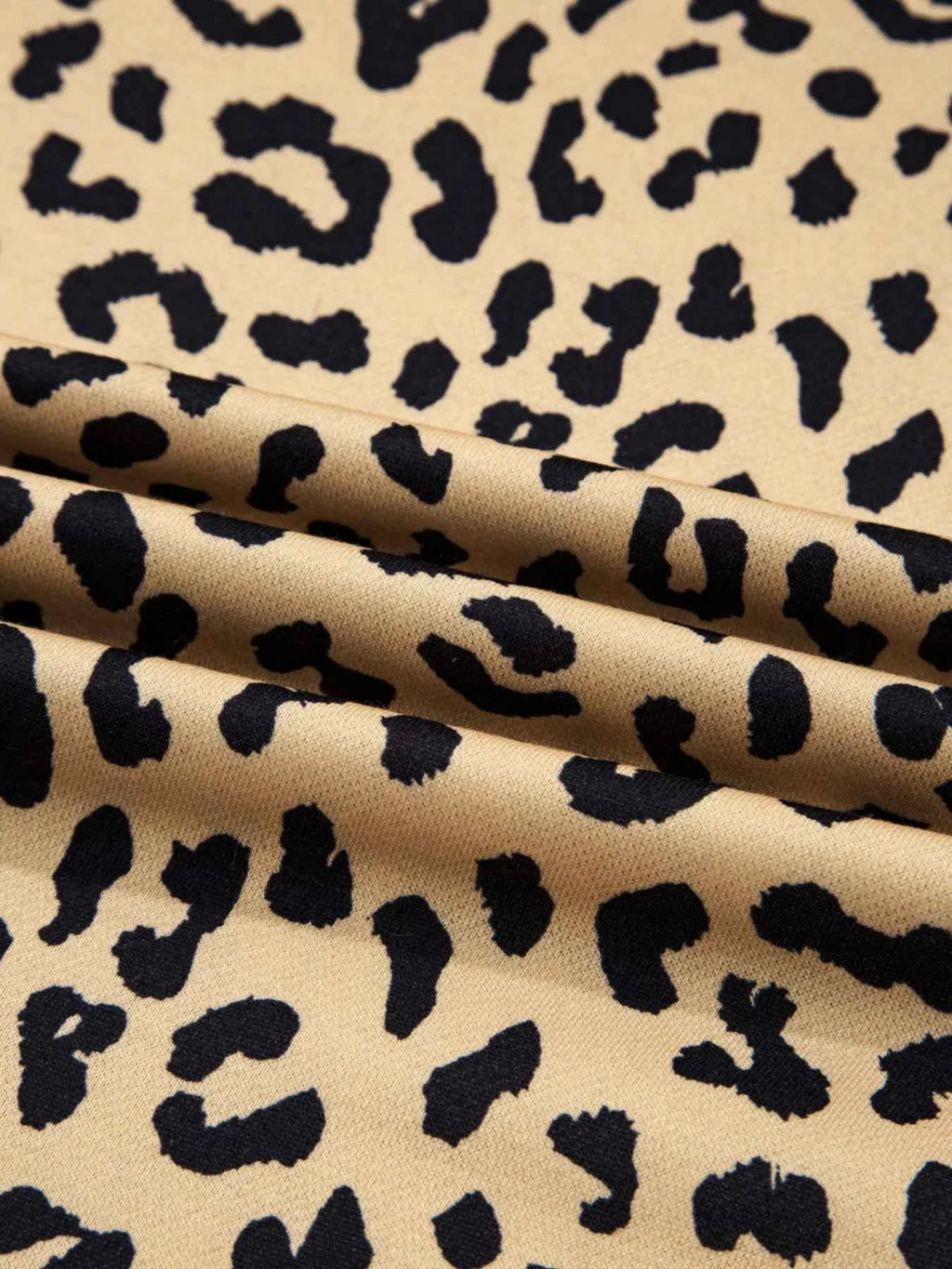 Stripe Color Block Patchwork Leopard Casual Sweatshirt with Slits f25b6a6c5eb24fdc8eaf77d9d80b4864-Max-Origin