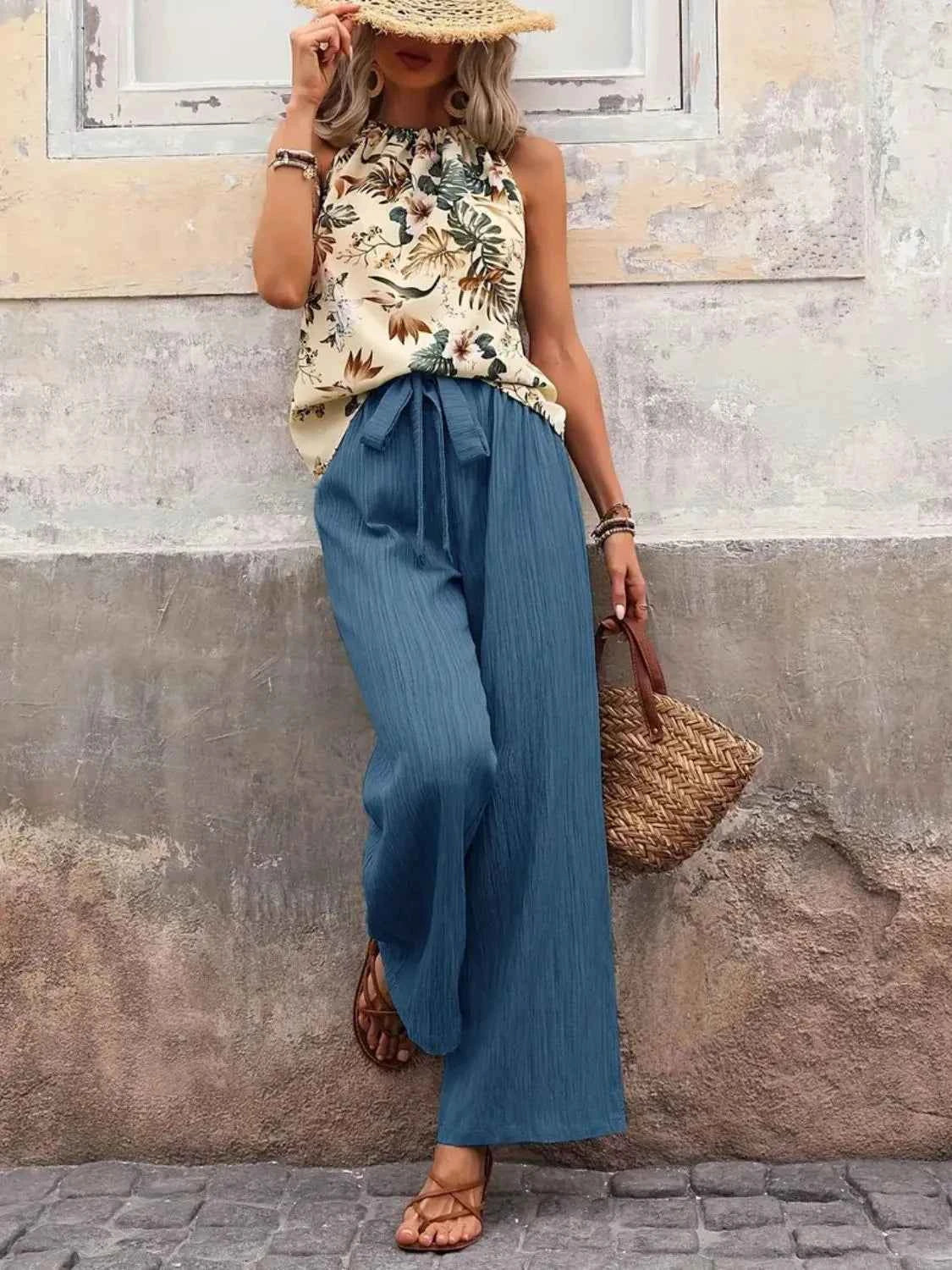 Printed Tank Top and Wide Leg Pants Set f269e4c5-76f0-4f17-9da9-11f04d6cc254-Max-Origin