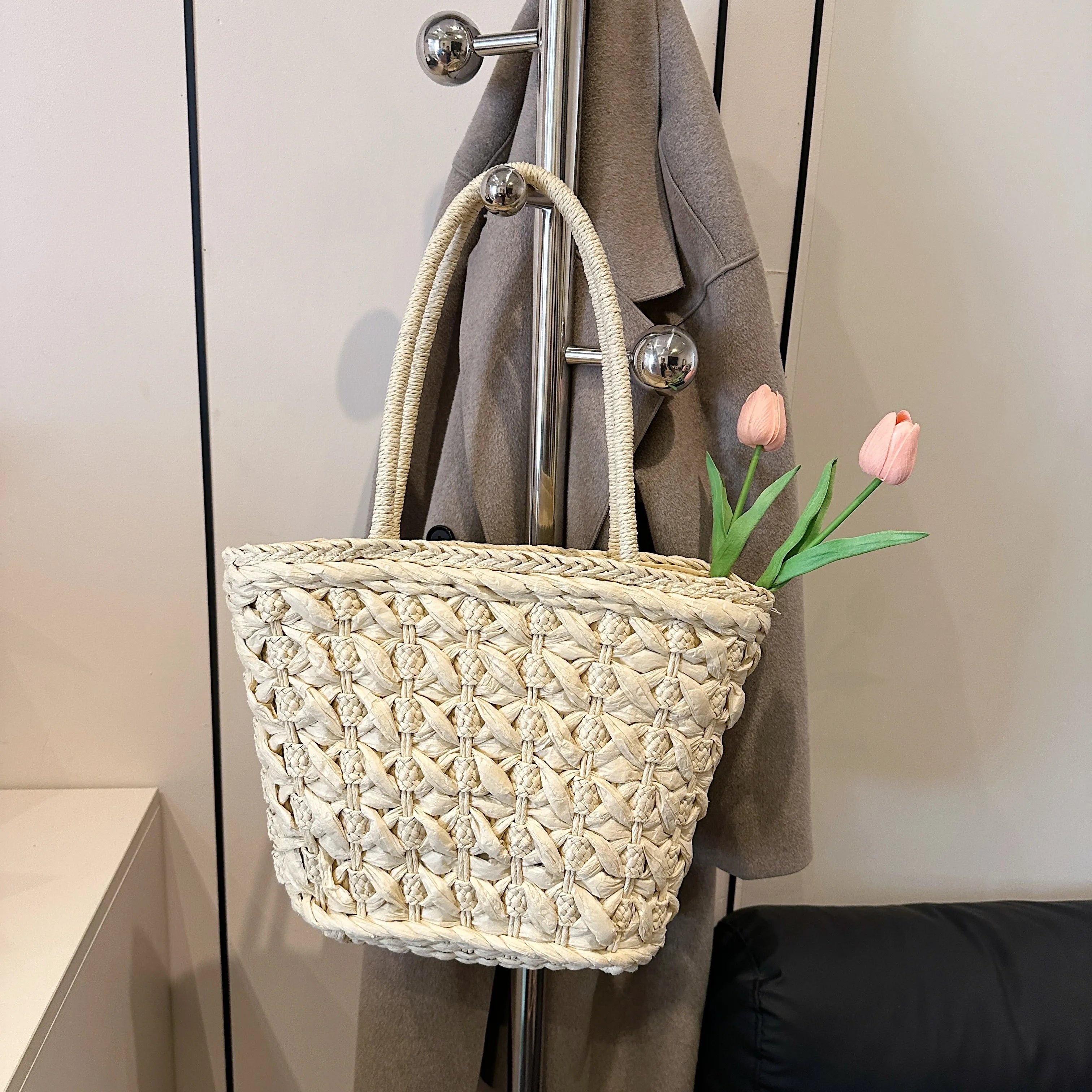 Woven Straw Tote Bag Beige onesize f2915905f305478b8a4688398a641bdb-Max-Origin
