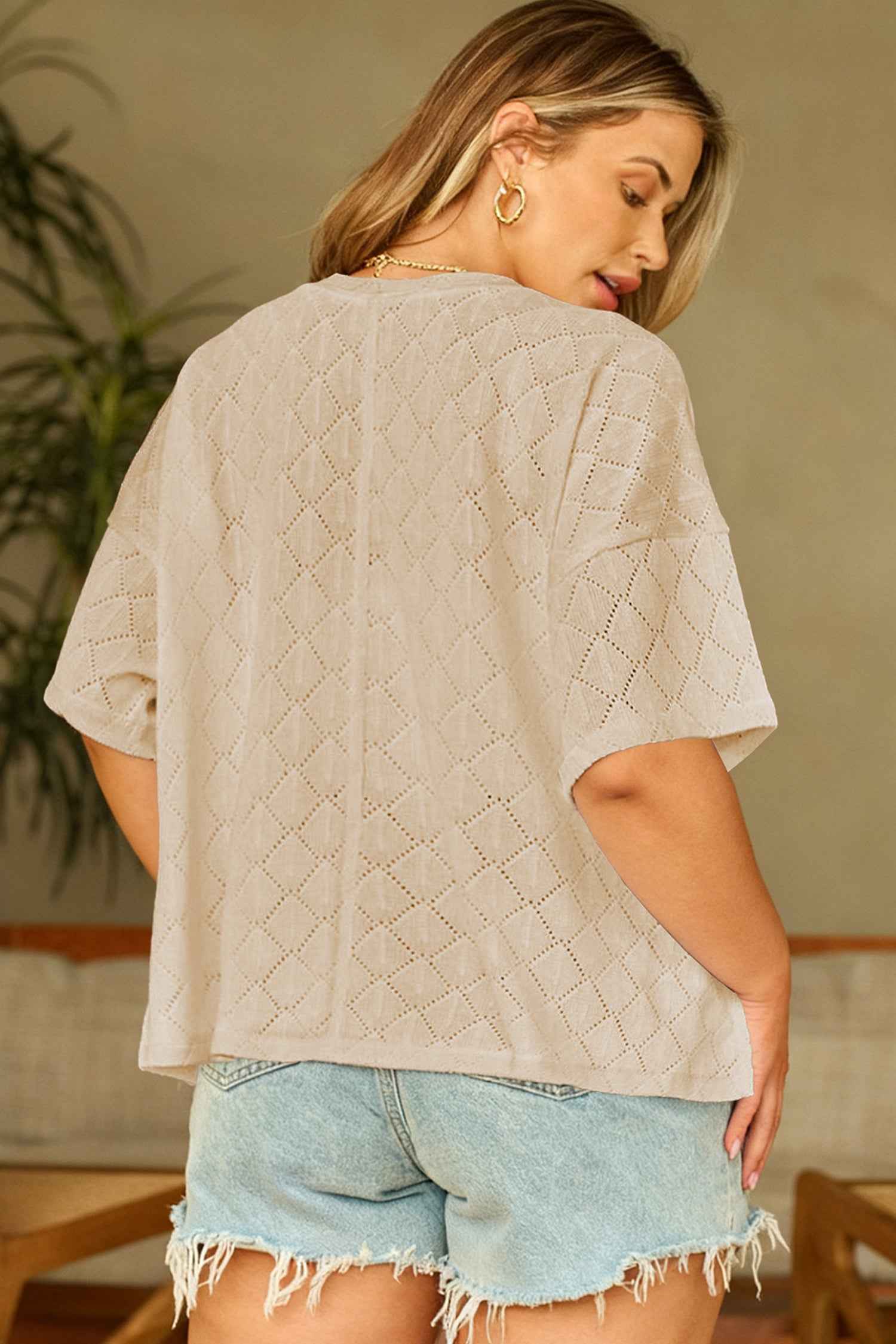 Light Pink Pointelle Rhombus Knit Plus Size V Neck Loose Top f293f3dcf1f4c3e6