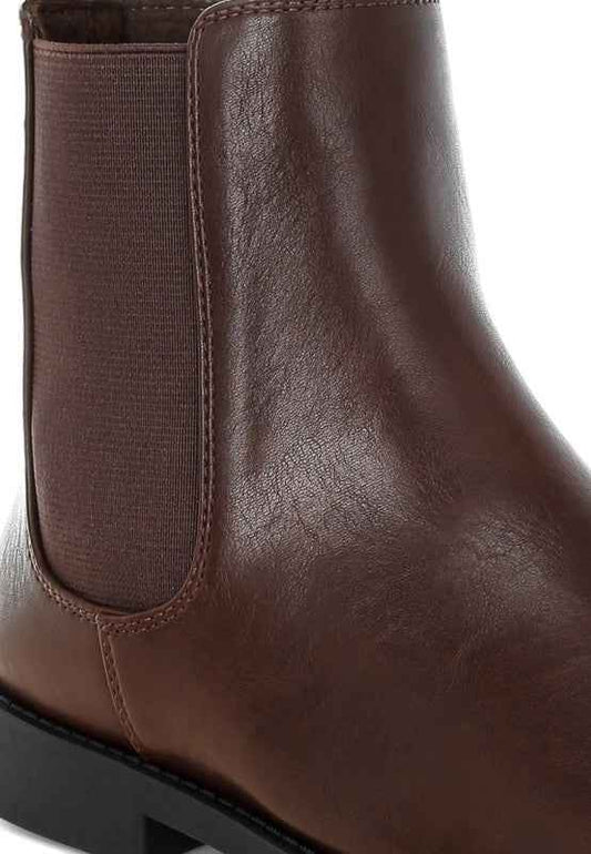 Sigrun Faux Leather Chelsea Boots f2bbe6d3-1a30-4f61-9664-a8234d077d0b