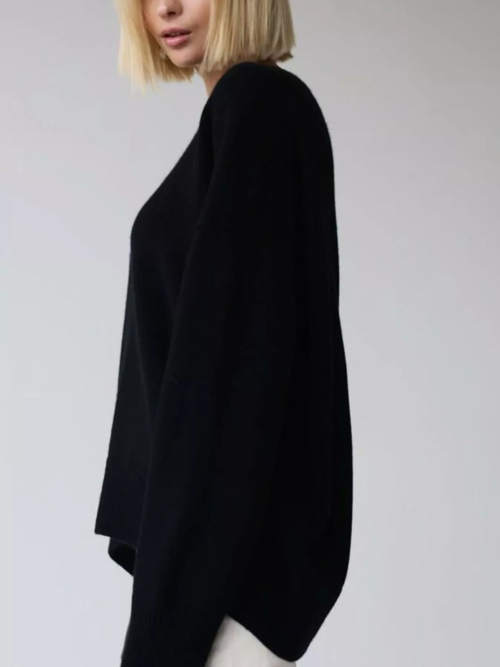 Ribbed Hem Round Neck Sweater f3723855-d40c-4333-8881-709ce4ff74c1-Max-Origin