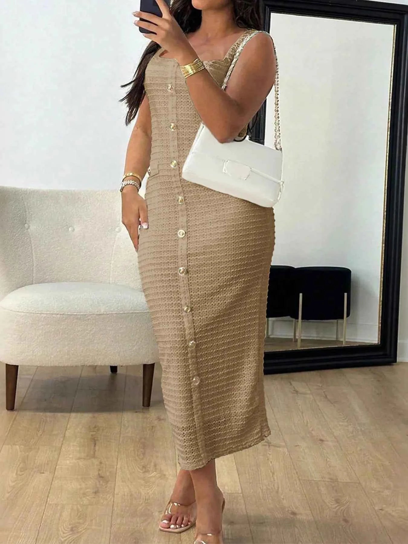 Slit Square Neck Sleeveless Midi Dress f38c4bb8252c4cdb956d92d6ba4383d6-Max-Origin