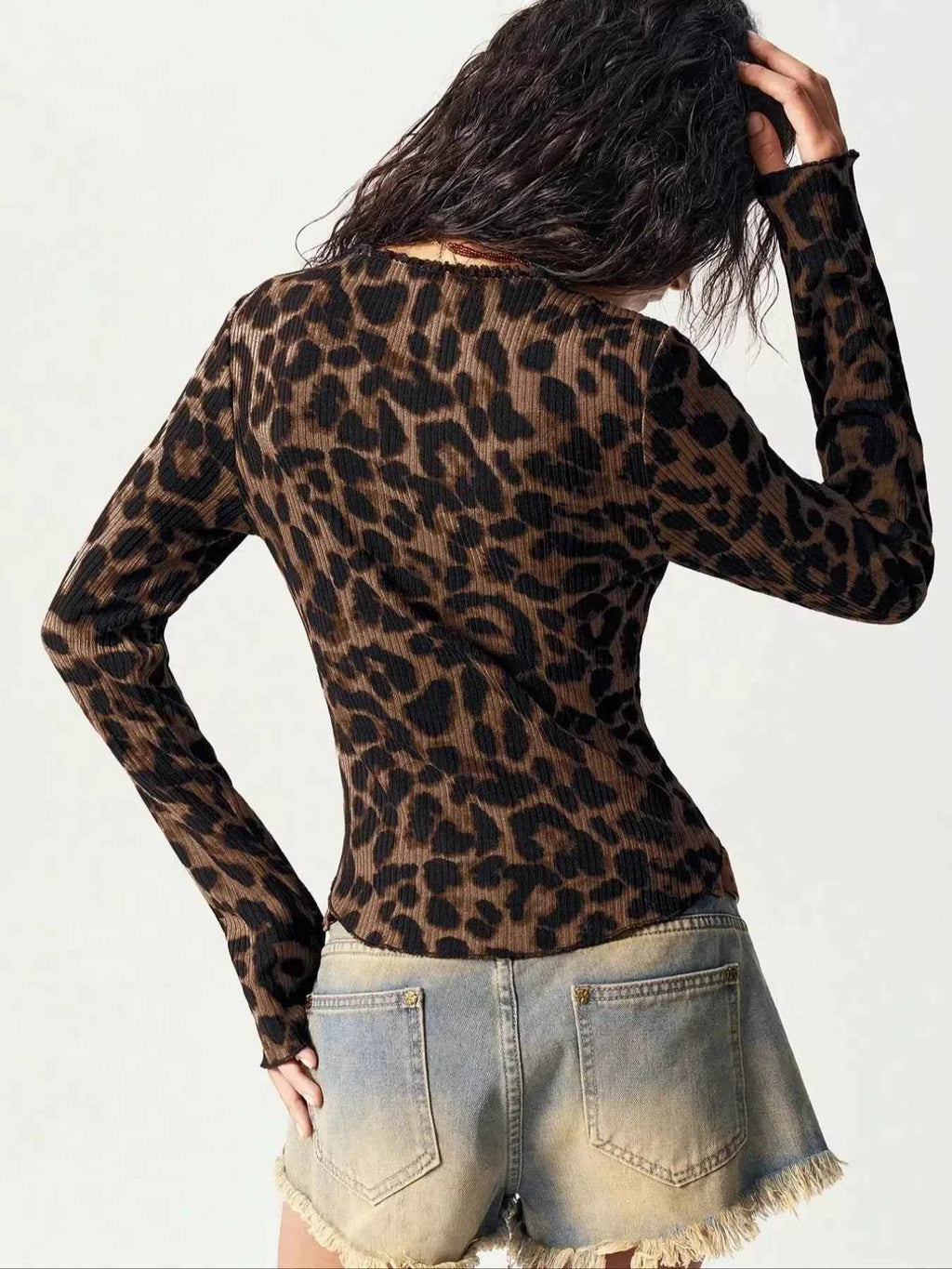 Leopard Button-Up T-Shirt f390351a0f0940d995dc8ad7adf04806-Max-Origin