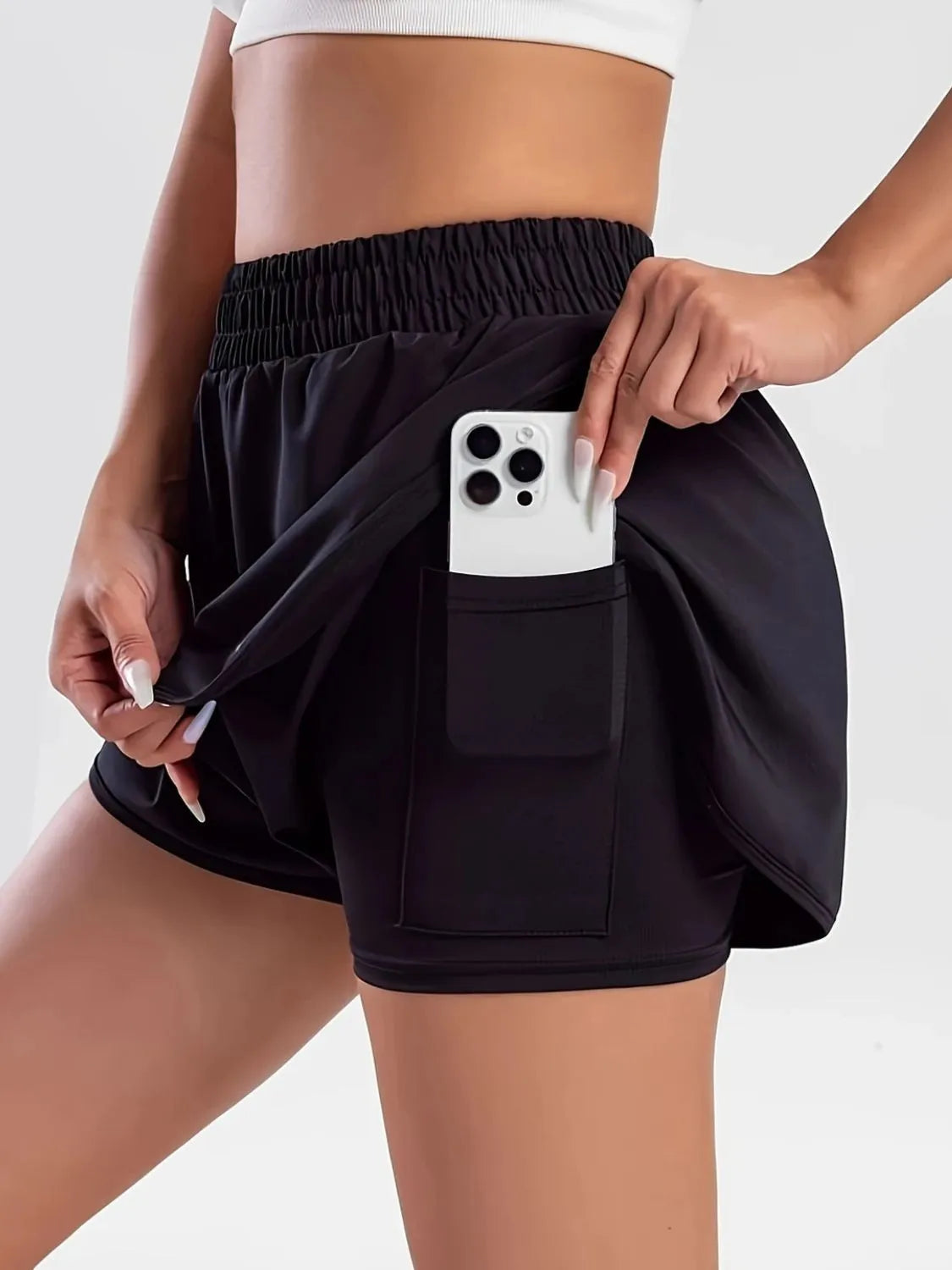 Pocketed High Waist Active Shorts f3b1ebd1-a646-4077-af09-9af084034449-Max-Origin