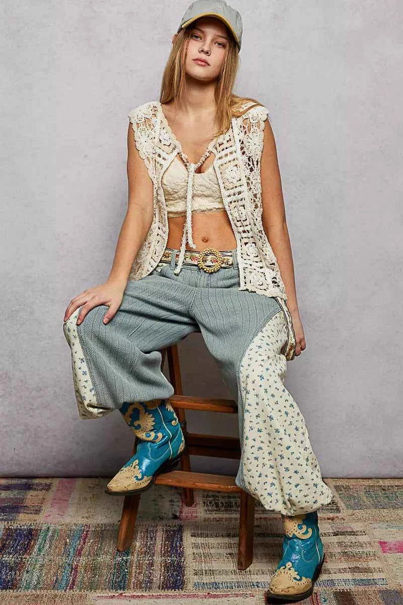 POL Tie Front Floral Pattern Crochet Vest with Scalloped Edge f3dc02f5-7970-4be2-b7e9-754191f52dbc-Max-Origin