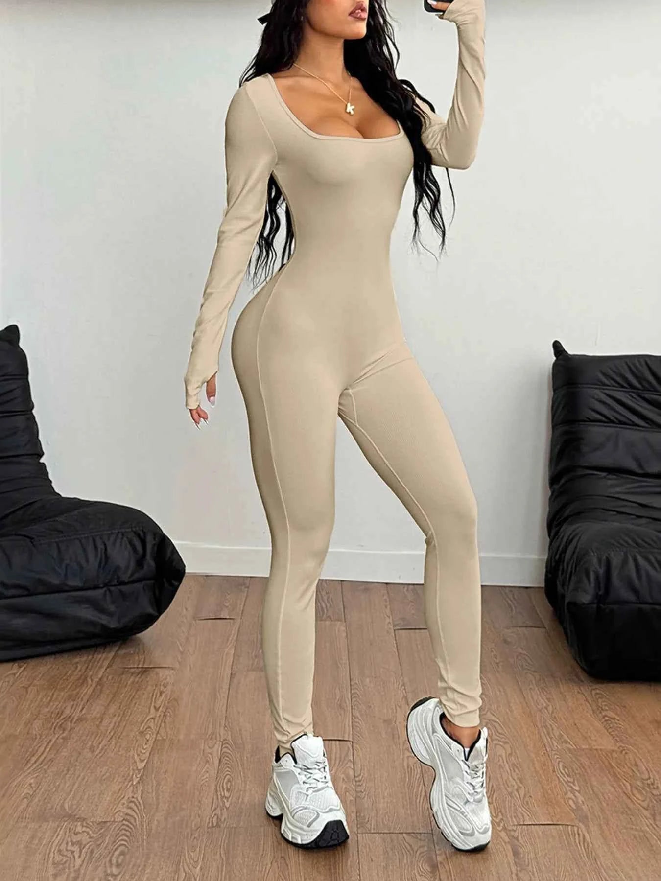 Square Neck Long Sleeve Active Jumpsuit f3f52de108e24cb5a2befe653dd6a1a2-Max-Origin