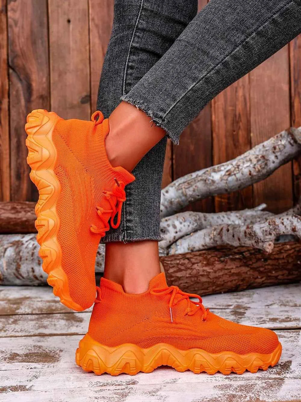 Mesh Lace-Up Round Toe Athletic f4396792-3fb8-4ac3-b3b0-9fd8057eb213-Max