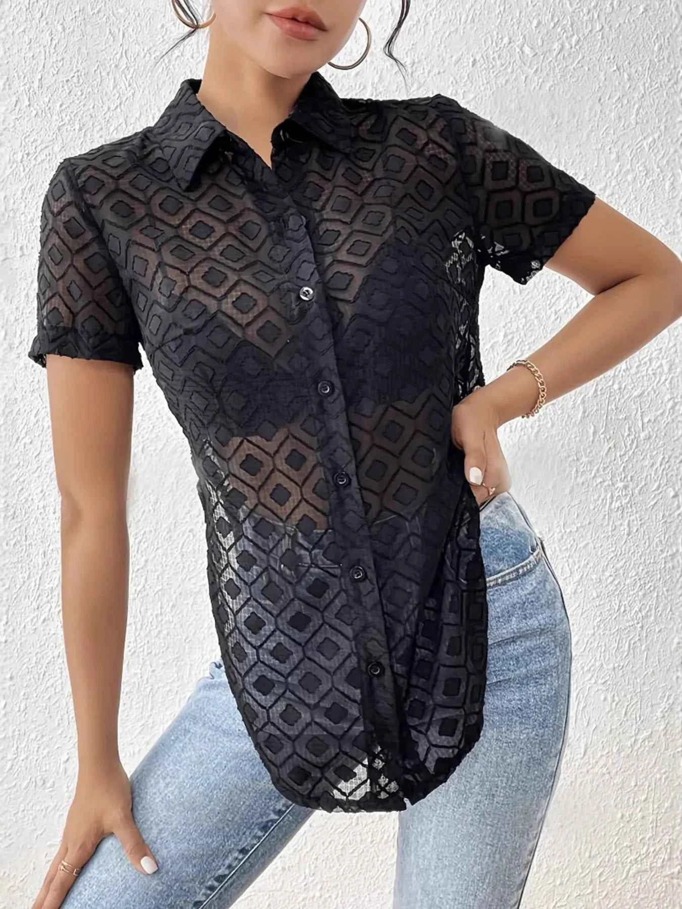 Side Slit Short Sleeve Shirt Black f43ec0828b2d4e2a992e1f9422693a88-Max-Origin