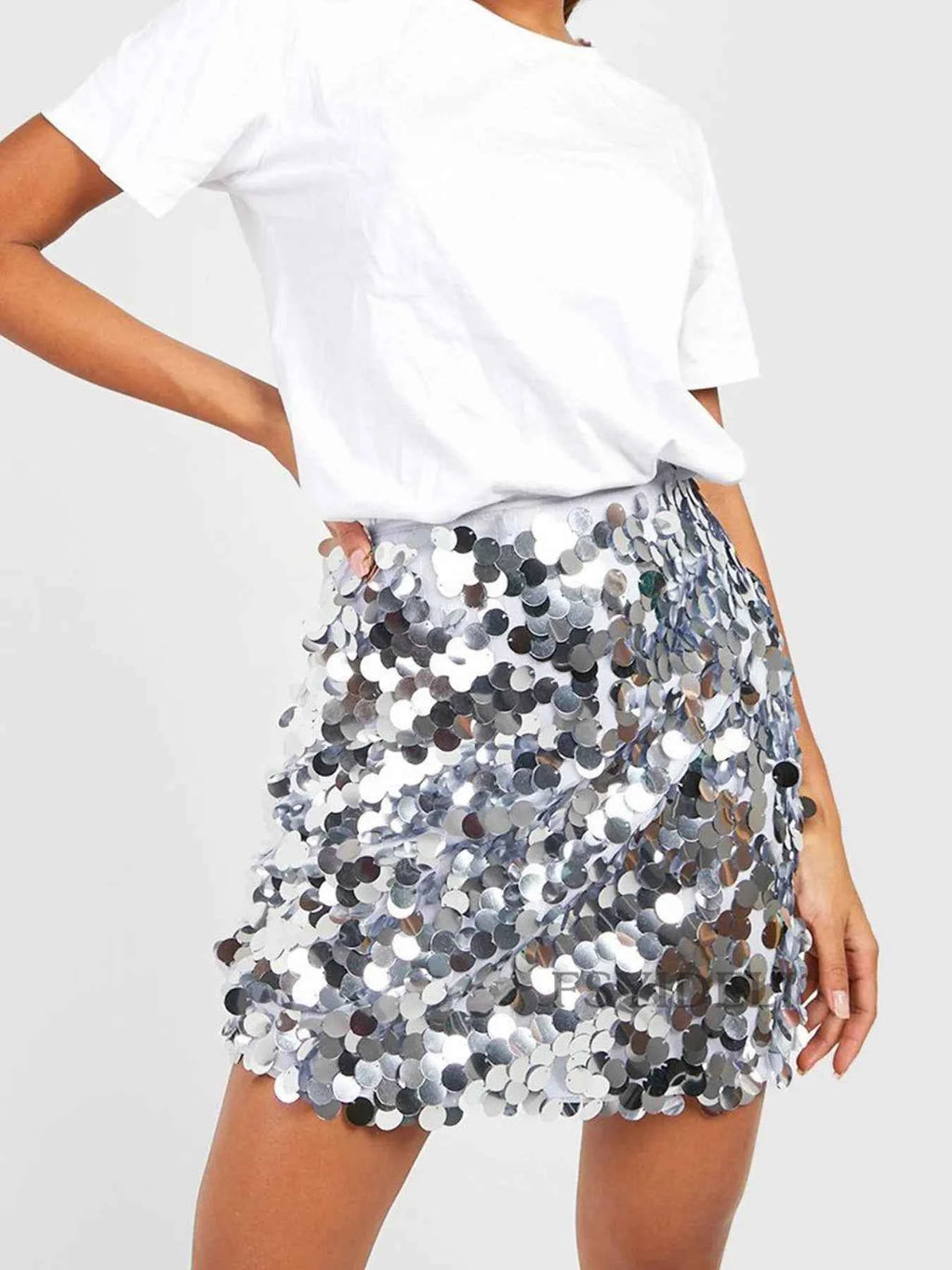 Sequin Mini Skirt Silver f499354c-8b60-4f7e-8d49-7a8c797b95e7-Max-Origin