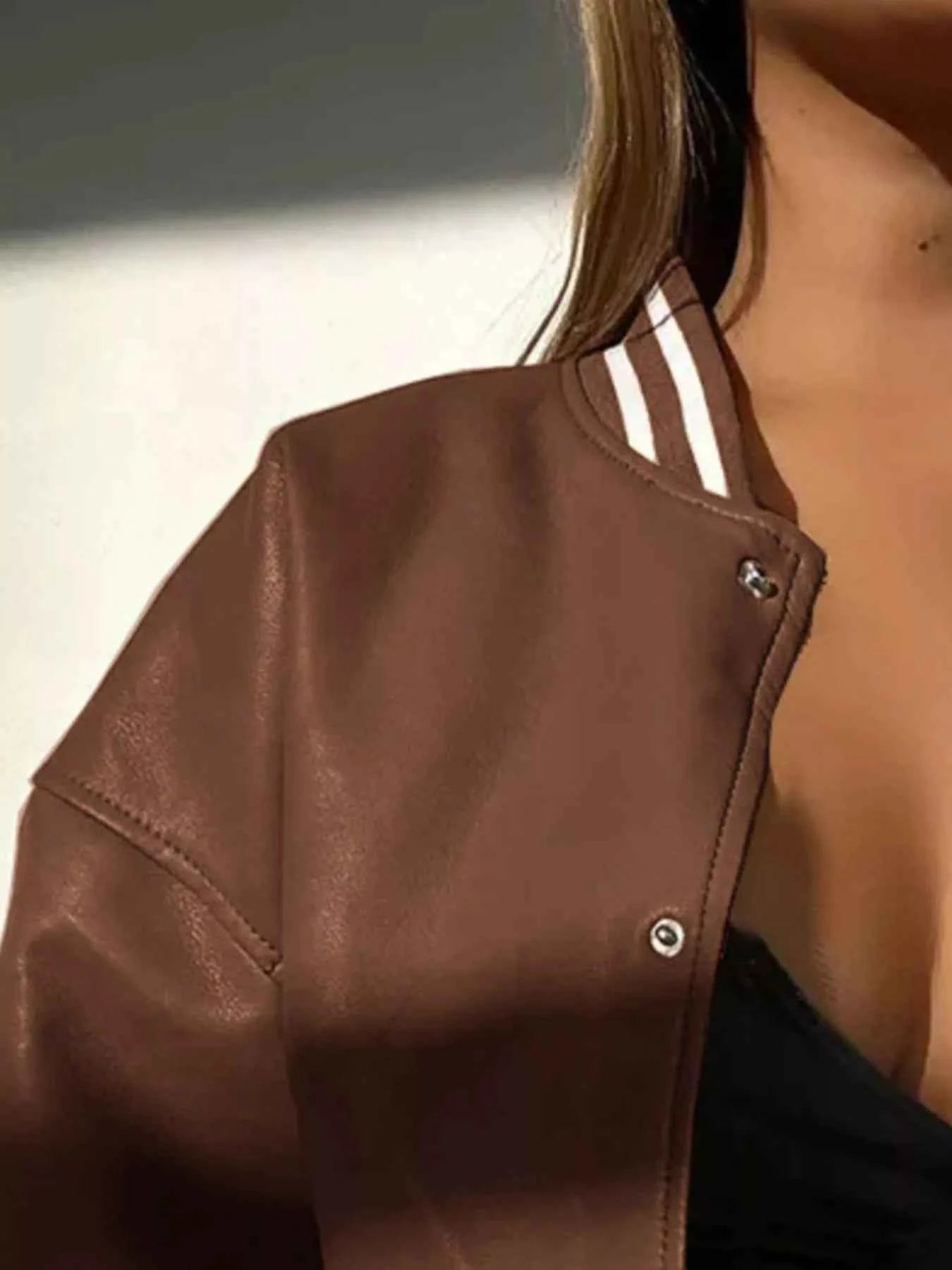 Snap Down Long Sleeve Jacket f503a384-125d-4e87-8652-bbc90474a5e4-Max-Origin