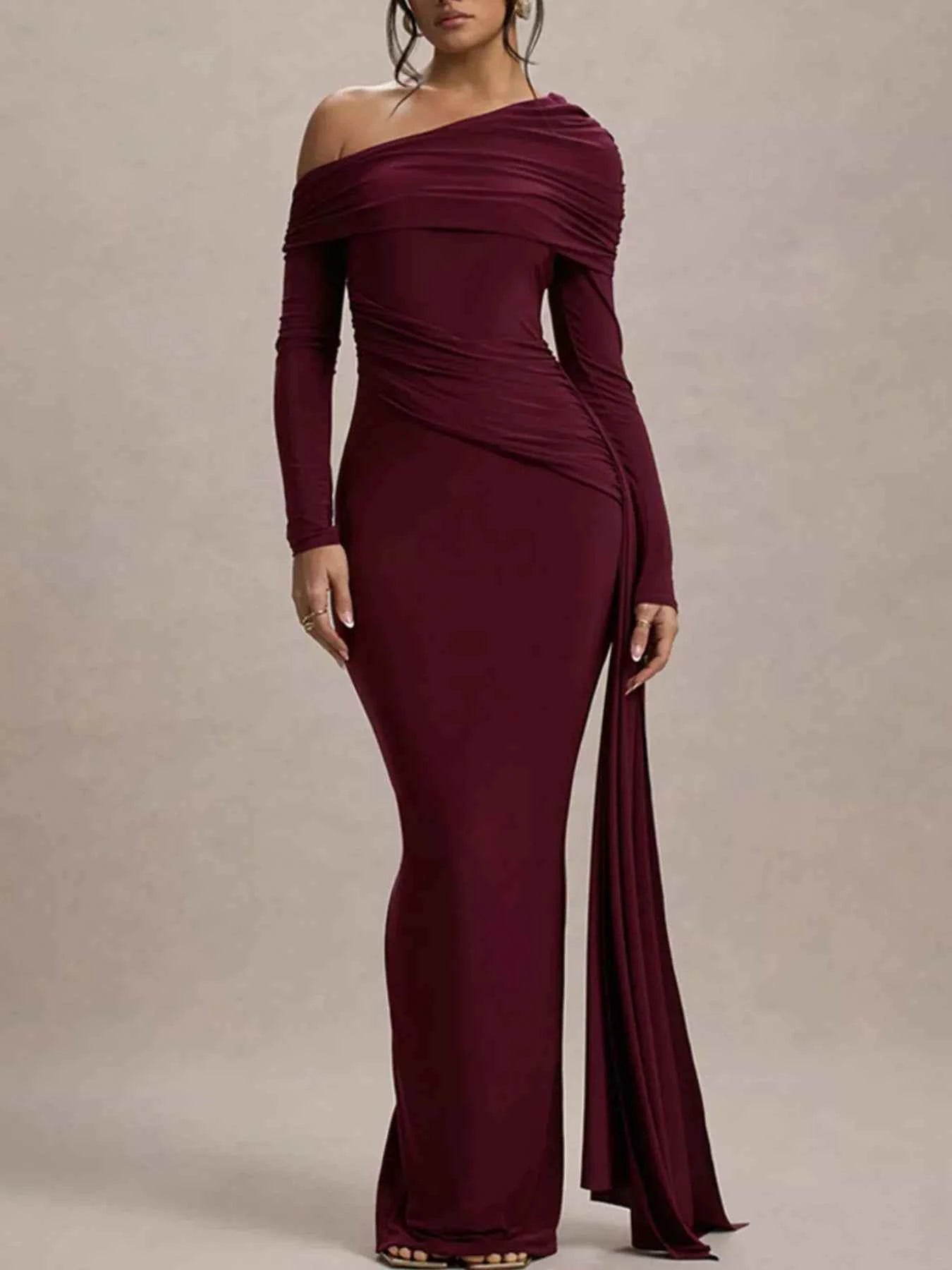 One-Shoulder Ruched Maxi Dress f527268d-b599-455b-a854-6247b30c10ab-Max-Origin