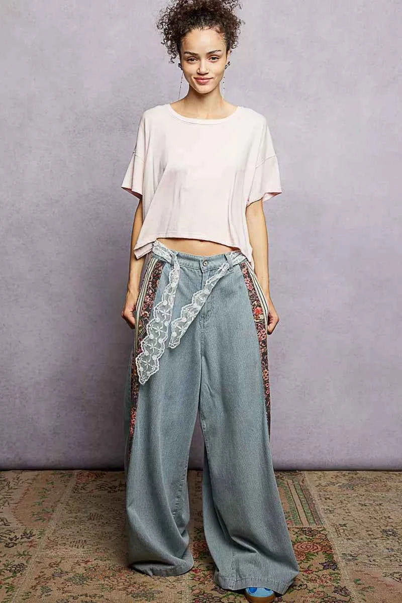 POL Round Neck Short Sleeve T-Shirt with High Low Hem f56b96a5-3d00-48ec-b270-bc23e8dc0061-Max-Origin