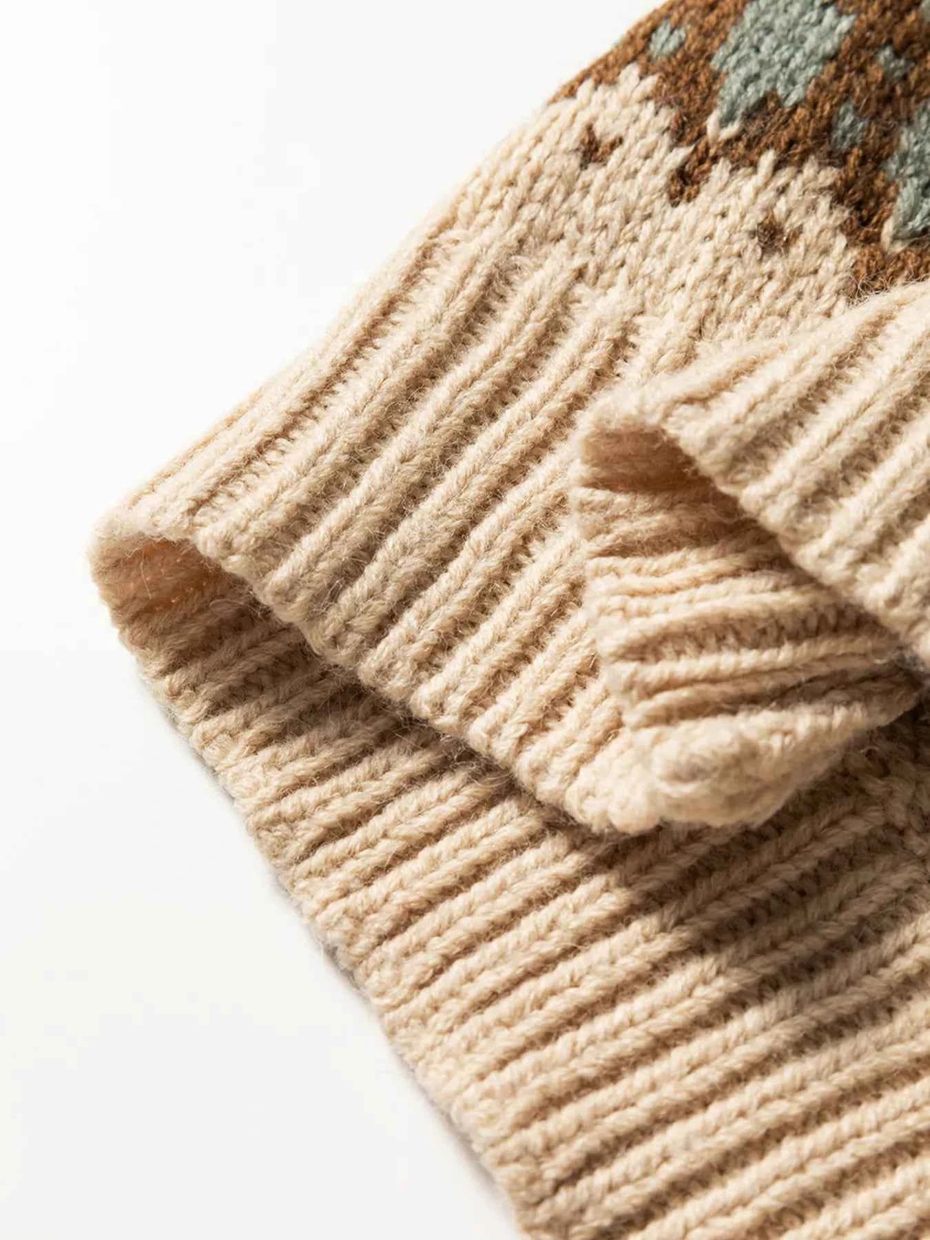 Western Pattern Knitted Button V Neck Cardigan Sweater f5795ef9c58c4736bd90d753c553f36f-Max-Origin