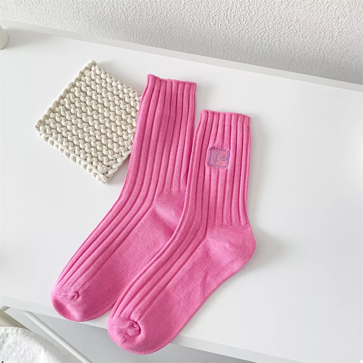 Breathable Ribbed Knit Crew Socks f589864e-8164-48cf-964a-976c6248e574-Max-Origin