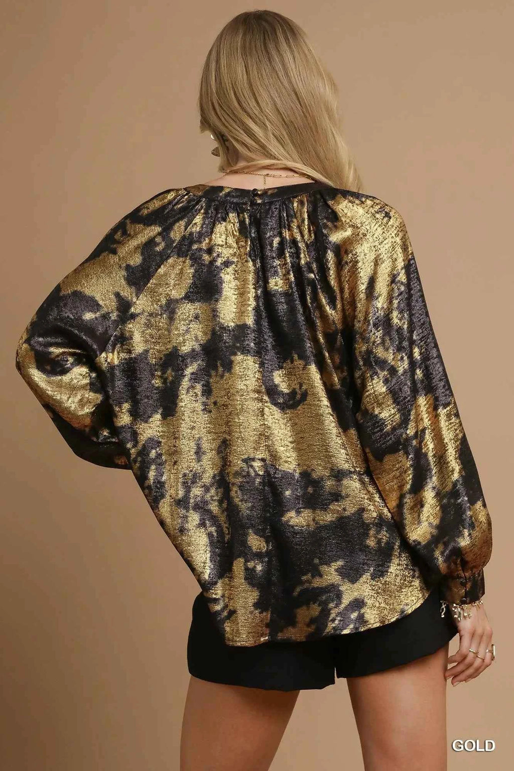 Umgee Metallic Fabric Blouse with Balloon Sleeves f5b25539-a1a1-48b3-af35-342d055ed84a-Max-Origin
