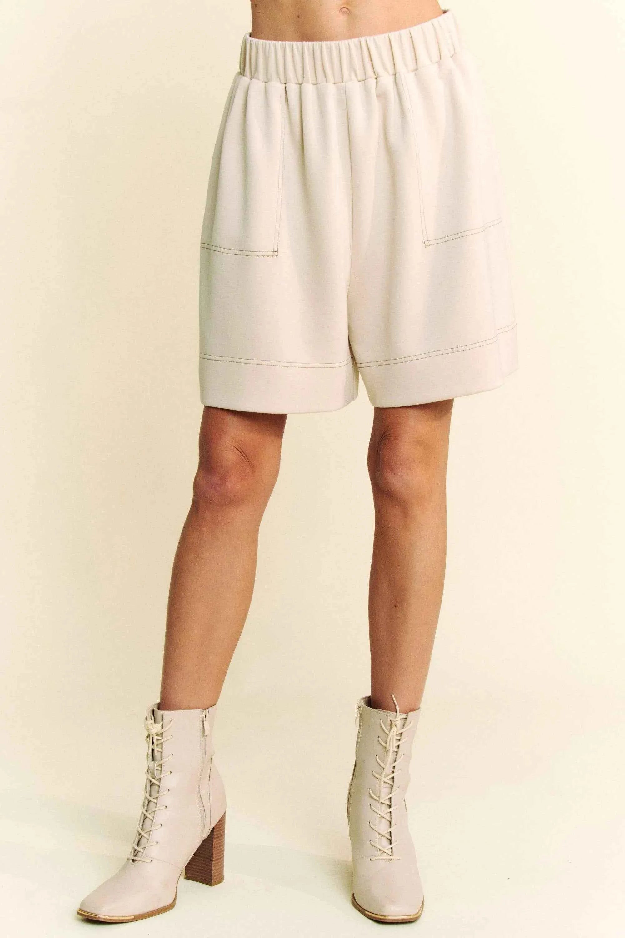 Davi & Dani Contrast Seam Top and Short Set f5b920349605460dab27283b9b86f436-Max-Origin