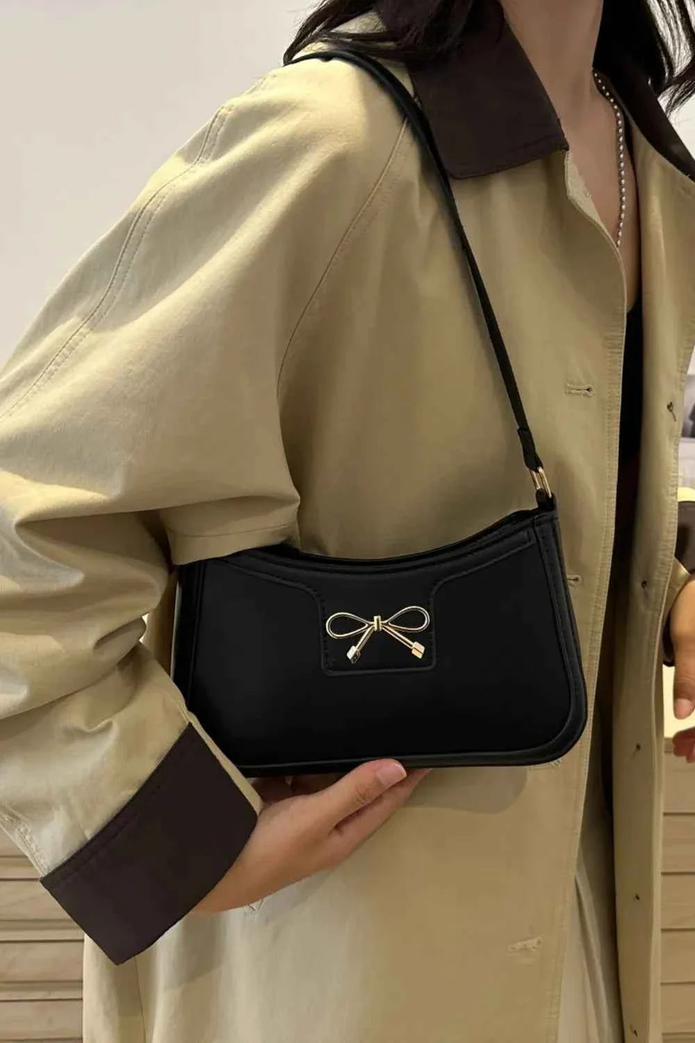 Bow Trim PU Leather Shoulder Bag f635c14d-80b4-4078-aecc-9c991def0d67-Max