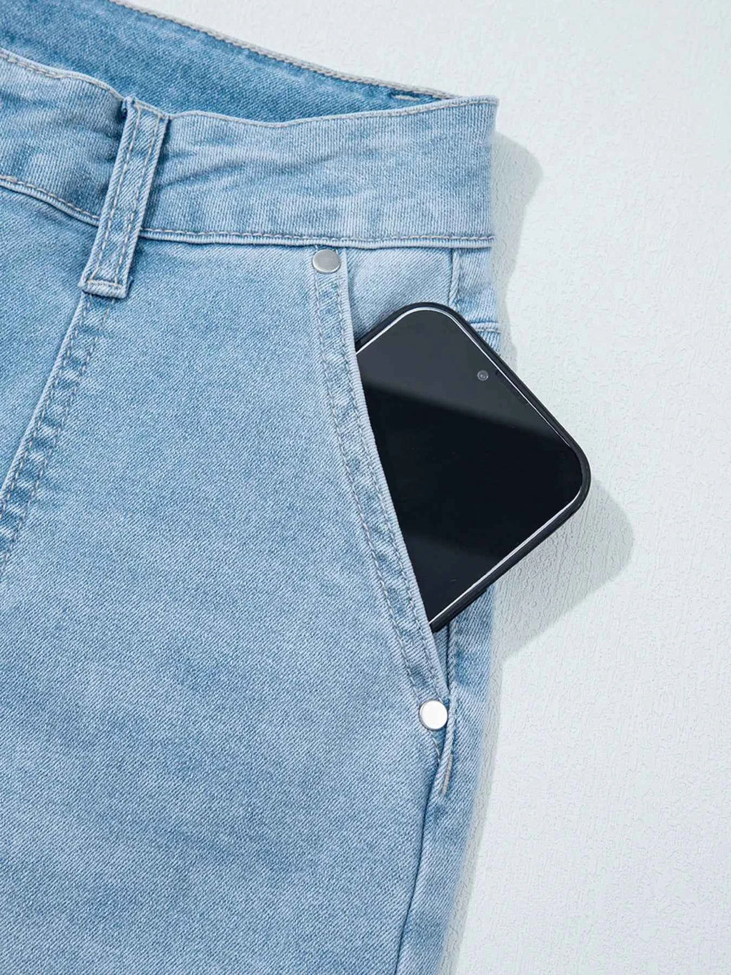 High Rise Barrel Relaxed Patch Pocket Jeans f65d73fb64f64f3d9f9437395ec1d822-Max-Origin