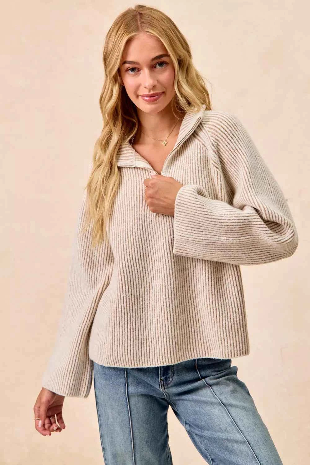 Two Tone Rib Texured Knit Collared Top with Zip Up f7209a4ca4ef40578148b64b58c09c38-Max-Origin