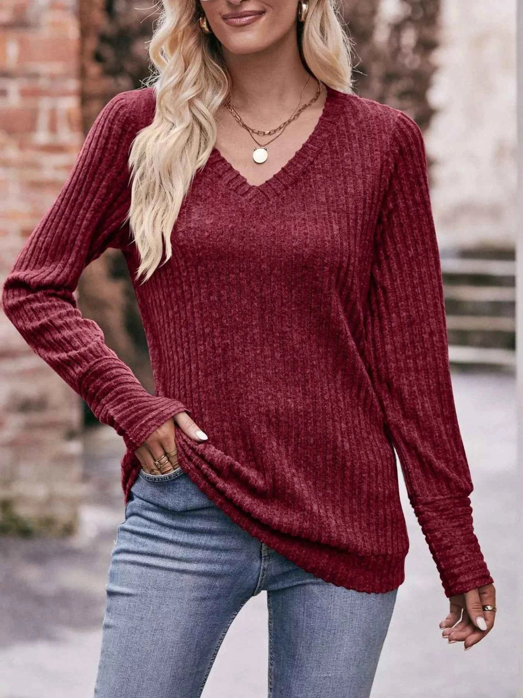 V-Neck Ribbed Knit Long Sleeve T-Shirt f7669ef8-066d-4f70-b130-bc3ccbf86029-Max-Origin