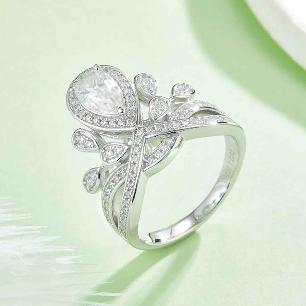 1 Carat Moissanite 925 Sterling Silver Ring White f773cc7c-ccbc-4d93-aee7-2a9d8303e33d-Max-Origin