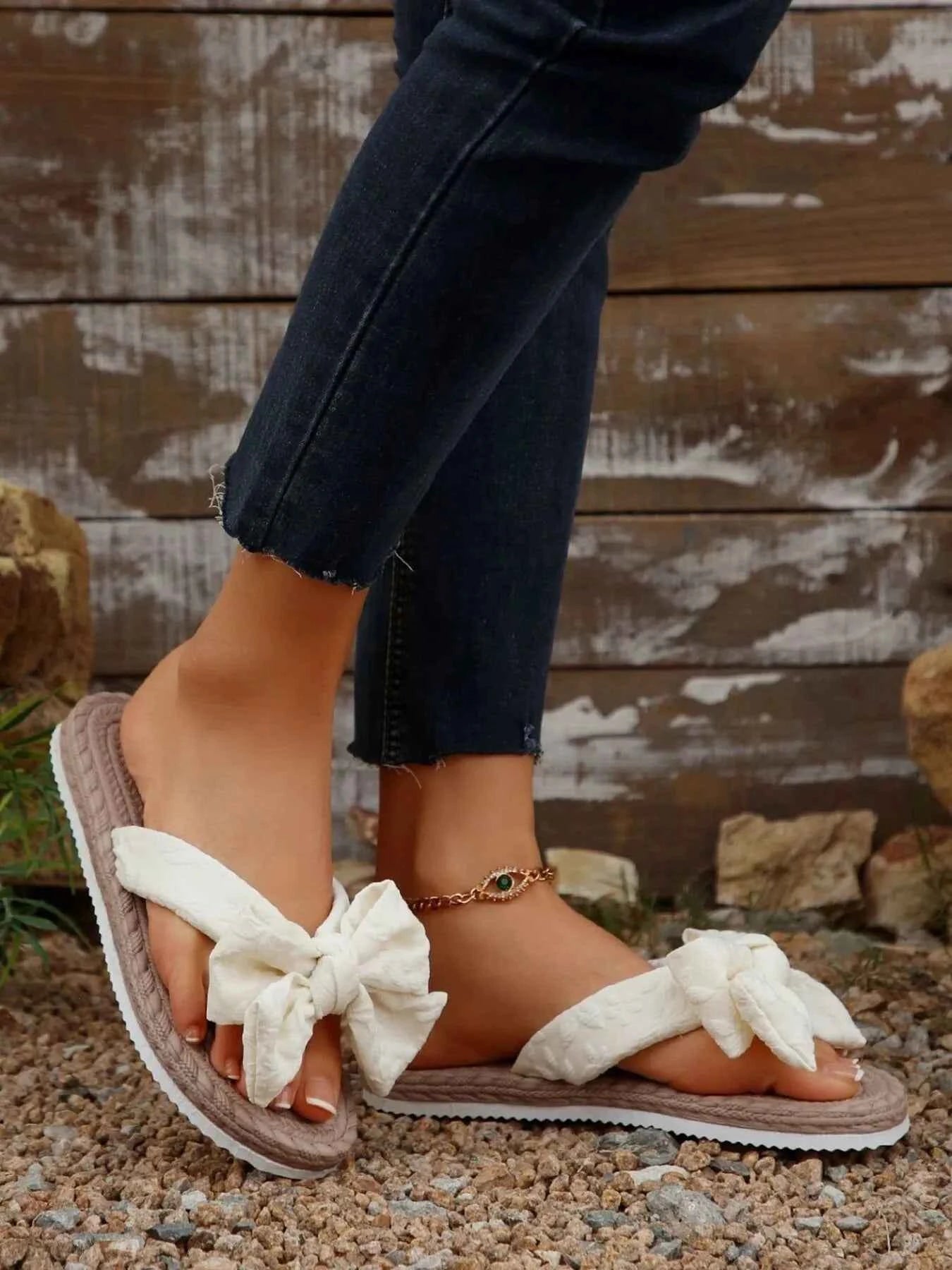 Bow Toe Post Platform Sandals f88877118ad74729ba56553e79db2786-Max-Origin