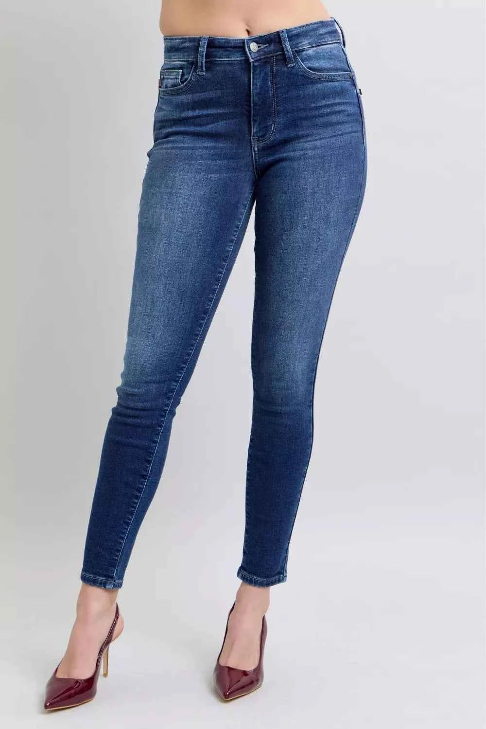 Judy Blue Full Size Washed Thermal Skinny Jeans Plus Size f8abe6d8b4604423a418499fafcdff31-Max-Origin