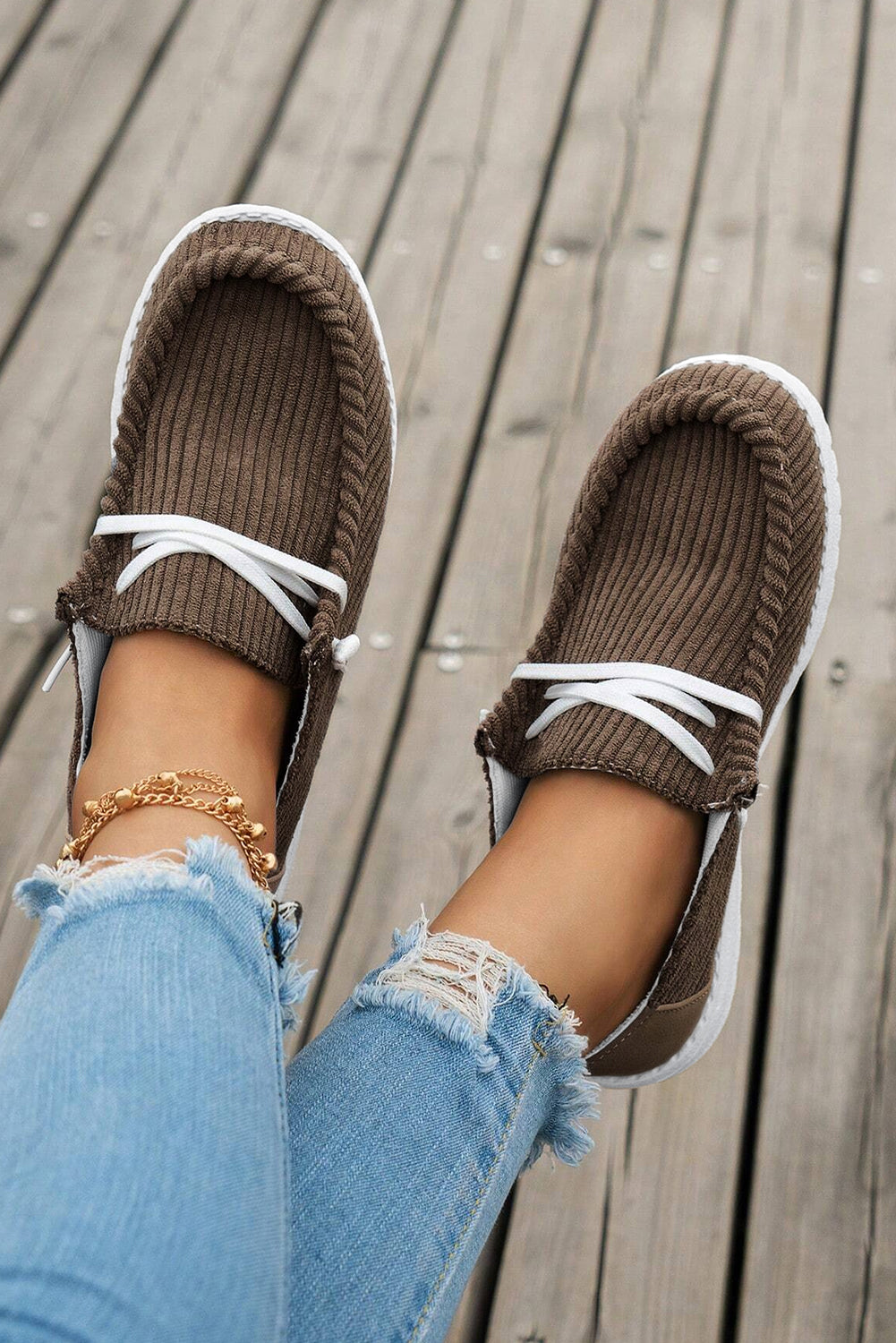 White Solid Ribbed Criss Cross Casual Shoes f8d5540e8c3179ee
