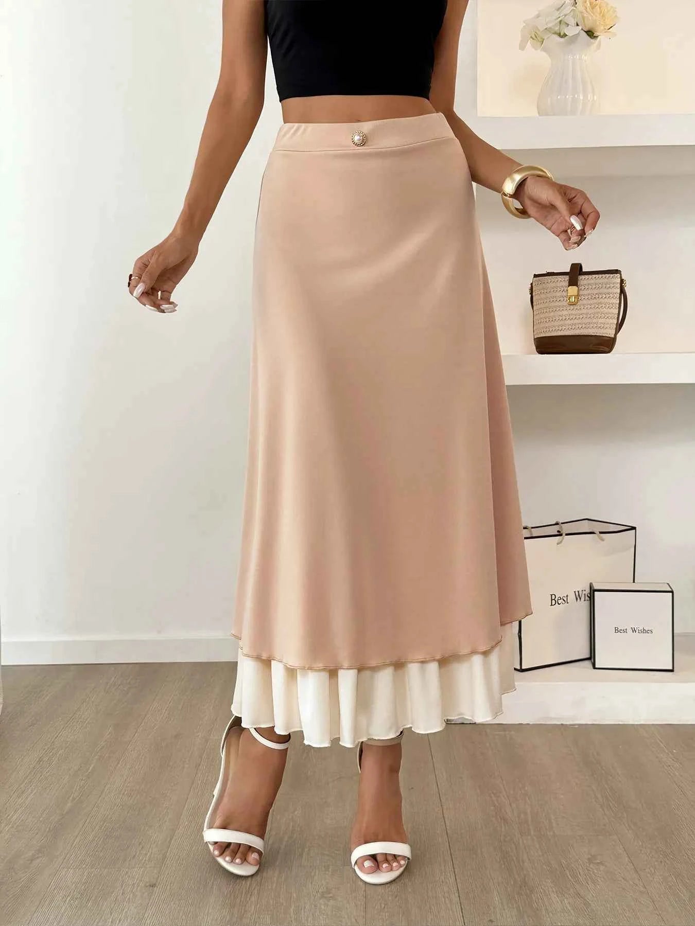 Layered Midi Skirt with Contrast Hem Detail f8e9b3f8cf404922bca9ccac925032e2-Max-Origin