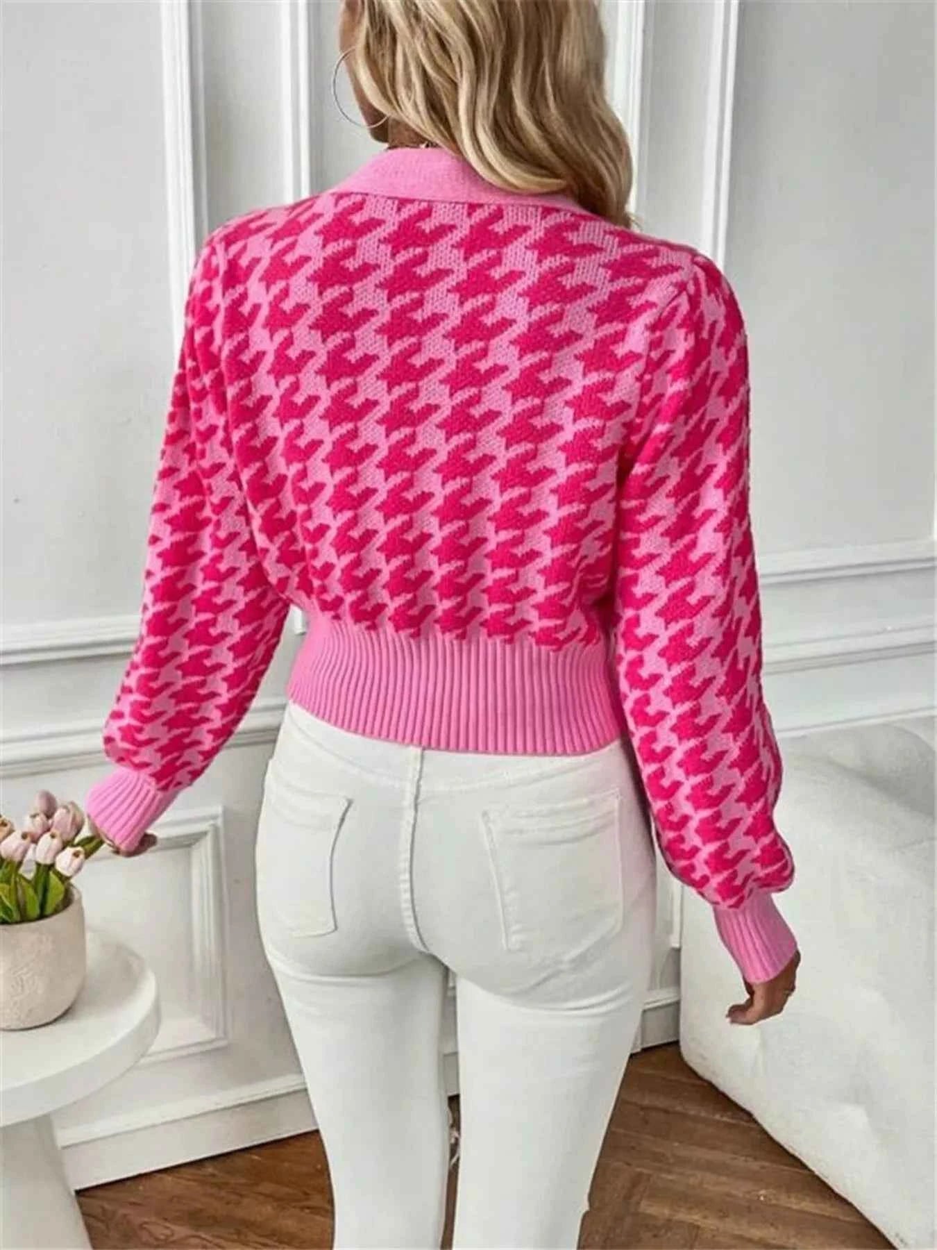 Houndstooth V-Neck Button Up Cardigan f8f764ace4654bda801843d2c145cdba-Max-Origin