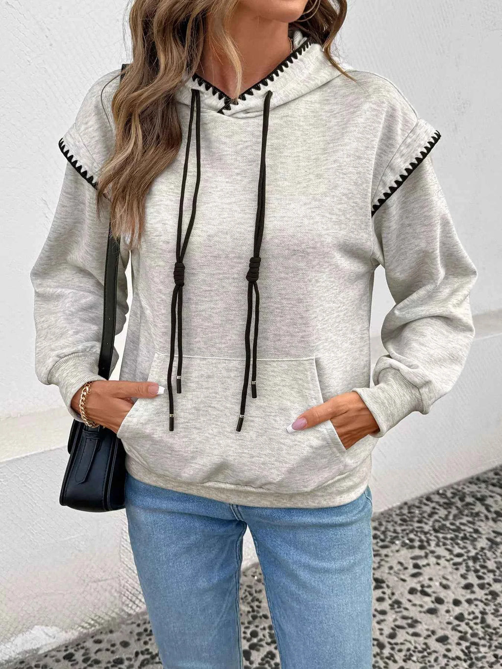 Contrast Trim Drawstring Hoodie with Kangaroo Pocket f9205bc6bdca4e598e6adda163a260c3-Max-Origin