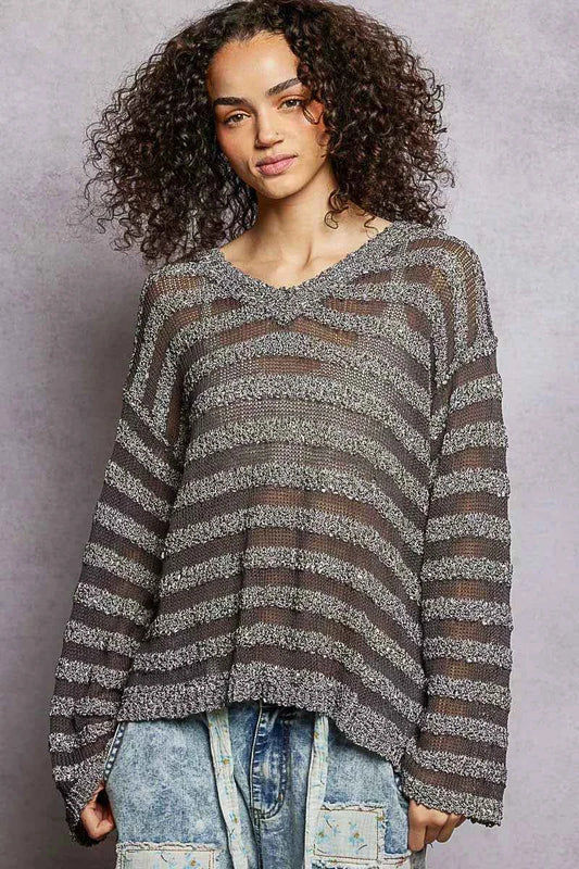 Stripe Pattern V-Neck Long Sleeve Knit Top f9773fa8-8f42-415a-874e-477188be2bb1-Max-Origin