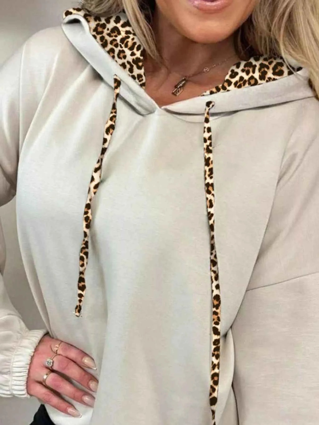 Leopard Trim Drawstring Long Sleeve Hoodie f9e0ac0f-1e01-44d4-90b1-c8a3594532f3-Max-Origin