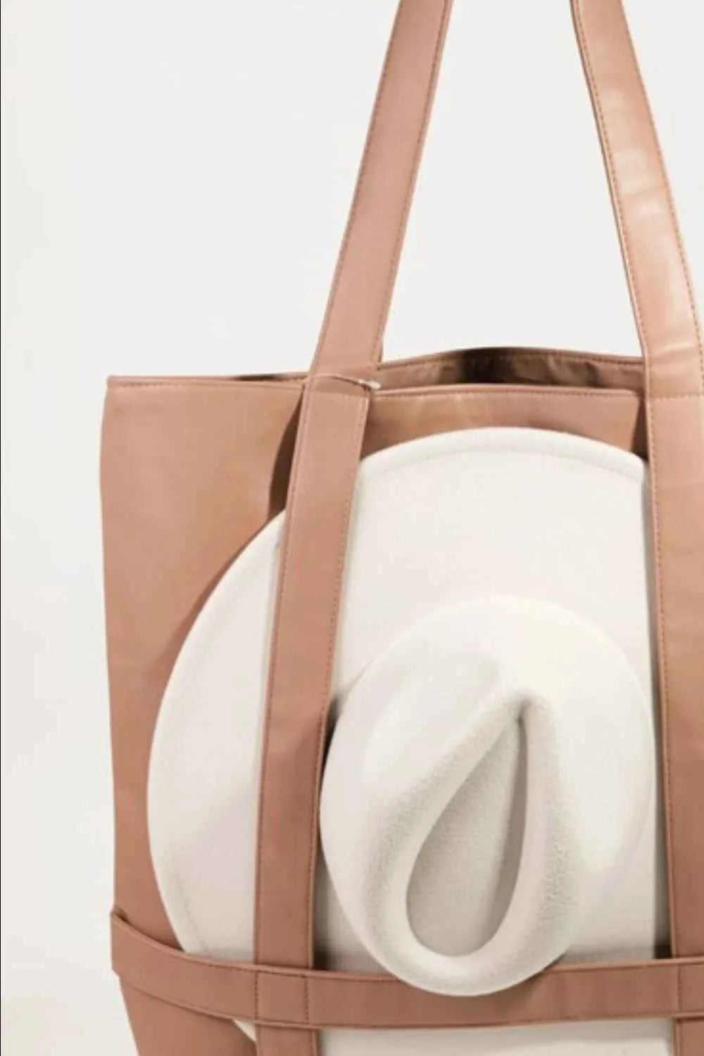 Fame Hat Carrier Tote Bag fa8af0c3-cb4b-4765-bd8a-87d48e96601a-Max-Origin