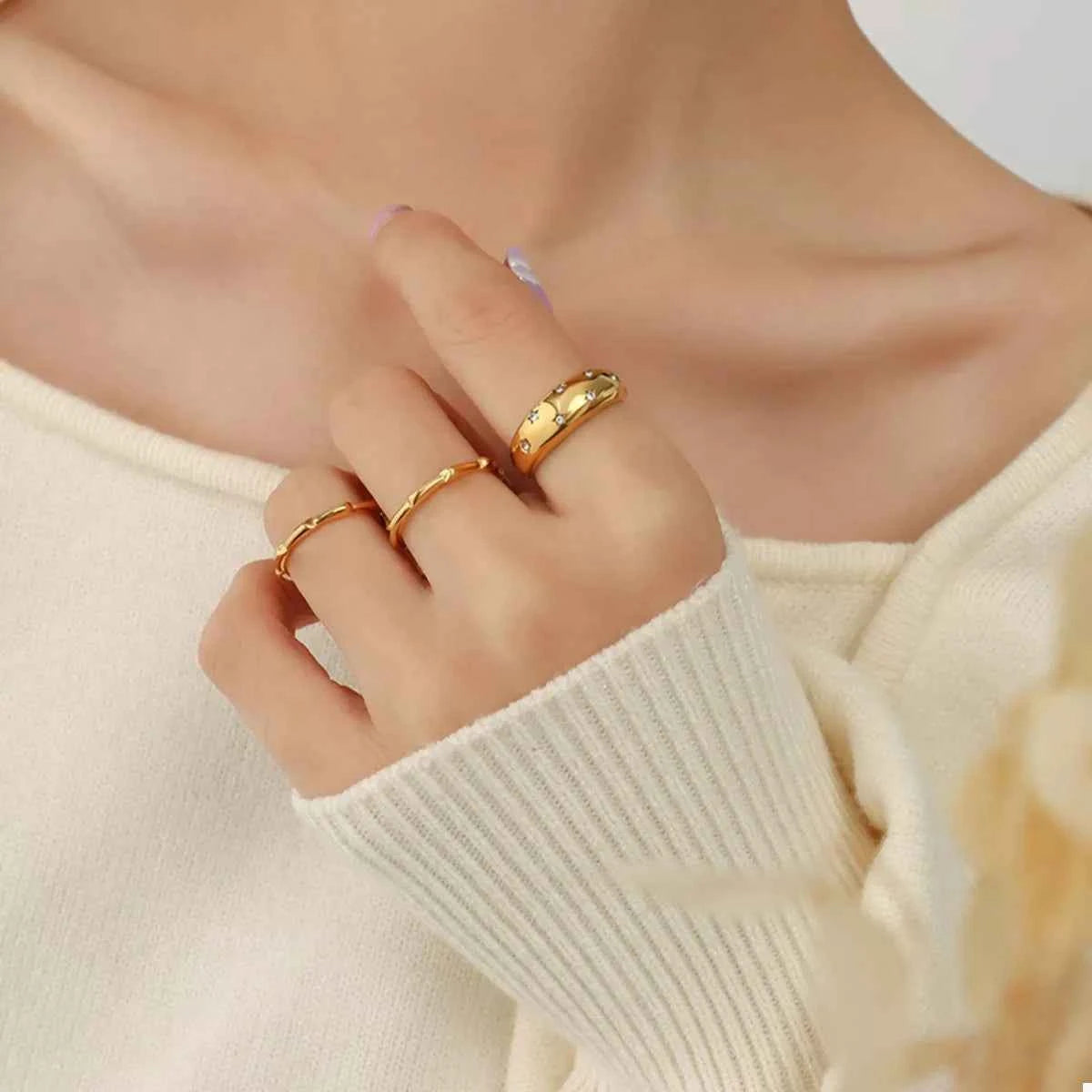 18K Gold-Plated Zircon Ring fb21b863-99f2-4767-9d22-8d512c9d9713-Max-Origin