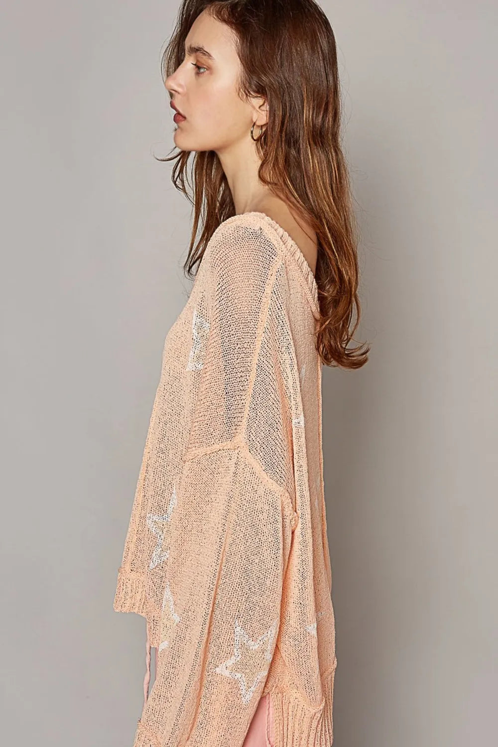 POL V-Neck Long Sleeve Star Print Knit Top fb7af9b6-203b-401f-b404-be6bbab94da0-Max