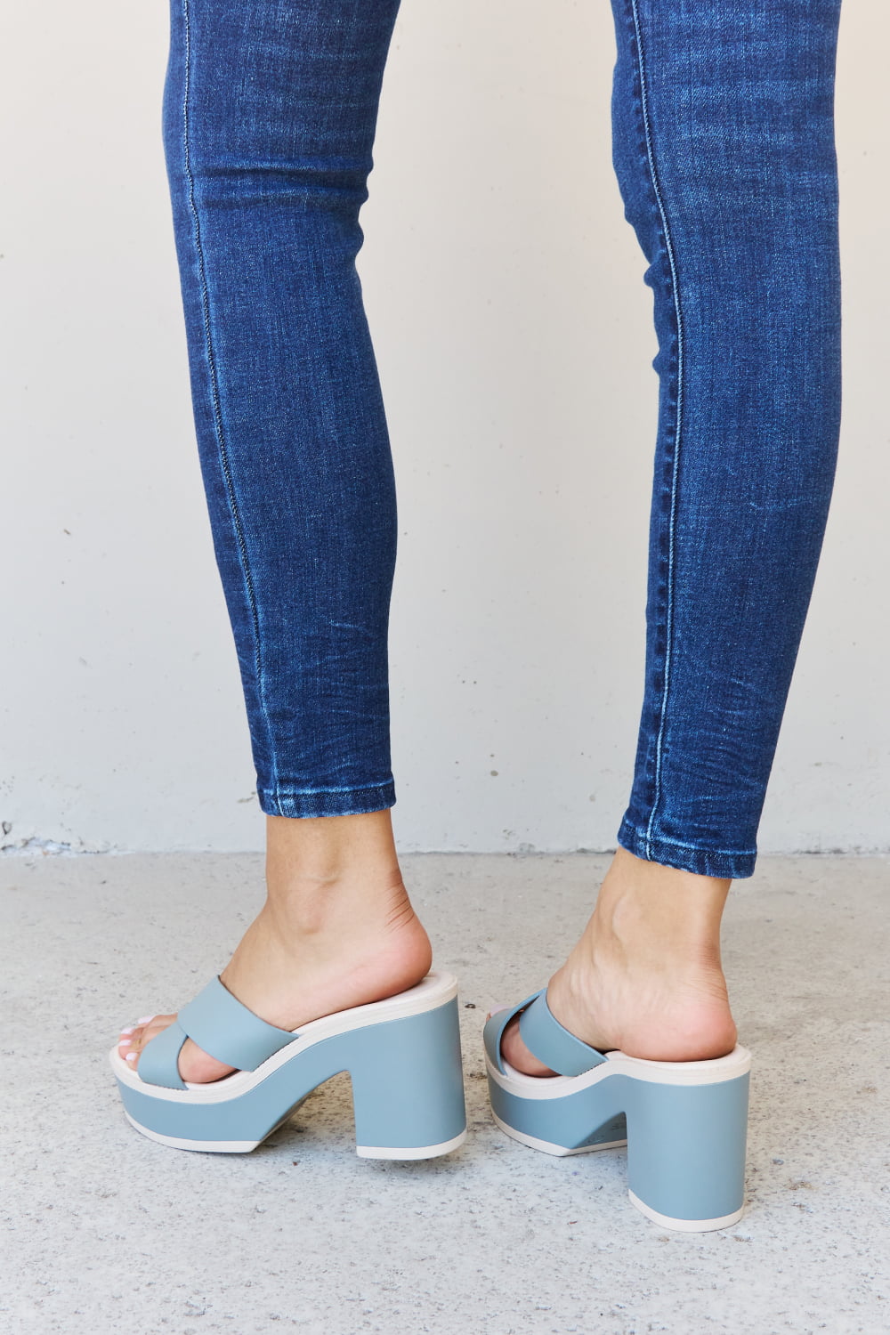 Weeboo Cherish The Moments Contrast Platform Sandals in Misty Blue fbbc12b75cff452ba186bb1fd59f900d-Max
