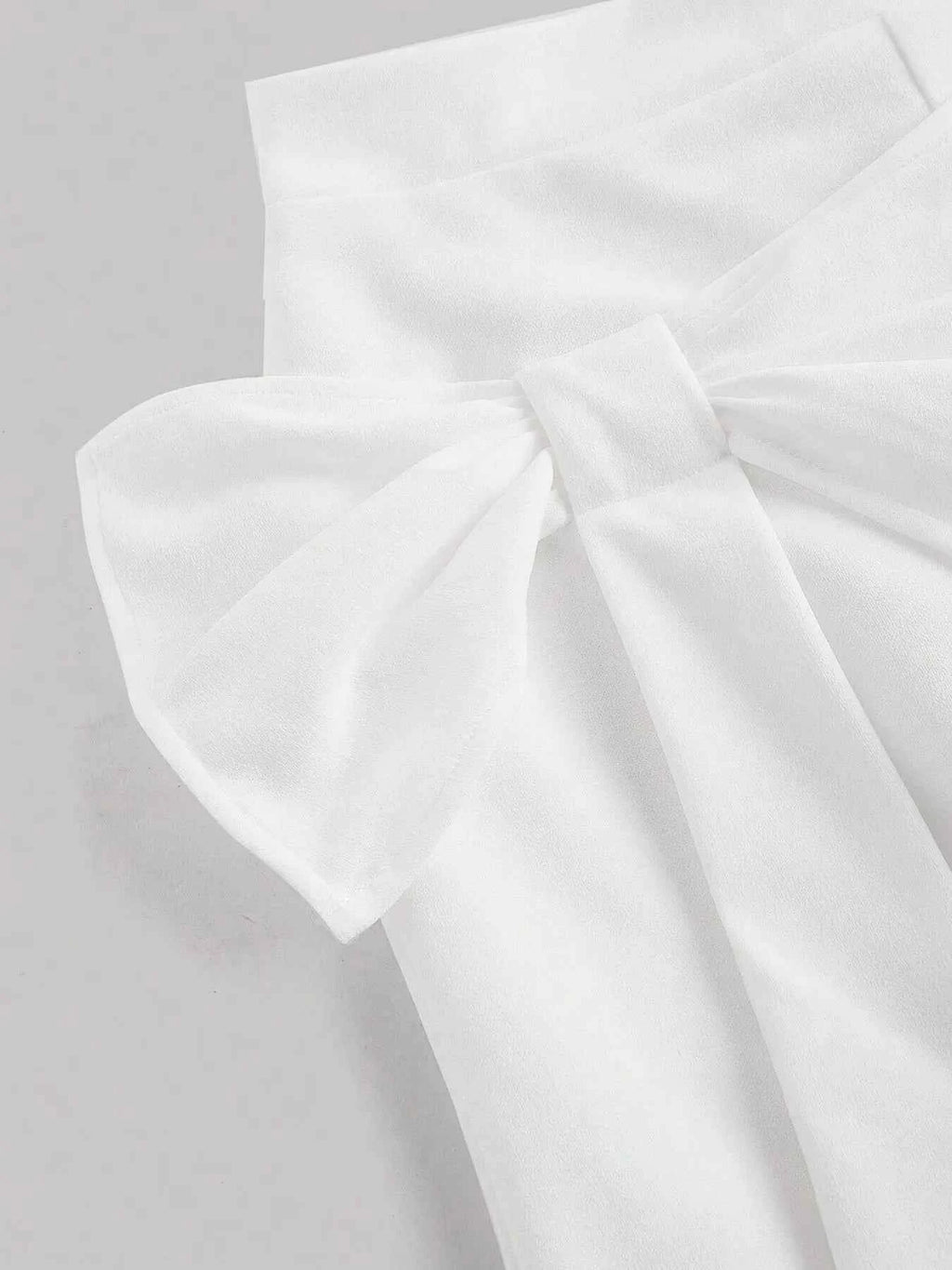 High-Waisted White Bow-Tie Wide Leg Pants fbecdaef-403c-4b96-99e1-5e39f497f2a6-Max-Origin