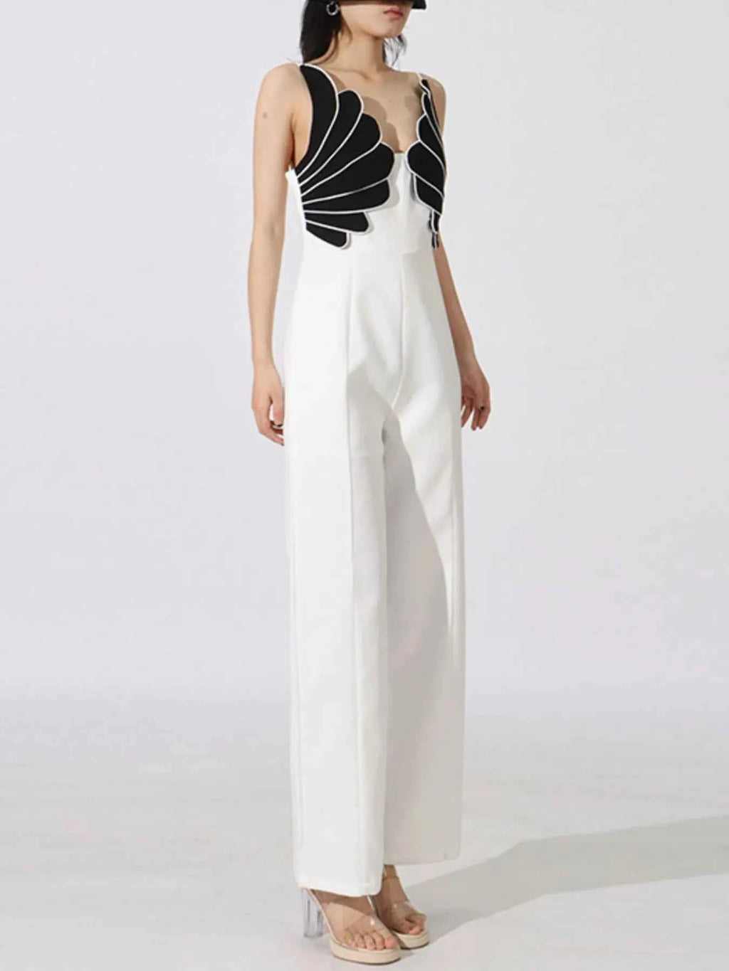Contrast Sleeveless Wide-Leg Jumpsuit fbf71cfd-0f72-4317-be10-ea84f9e78665-Max-Origin