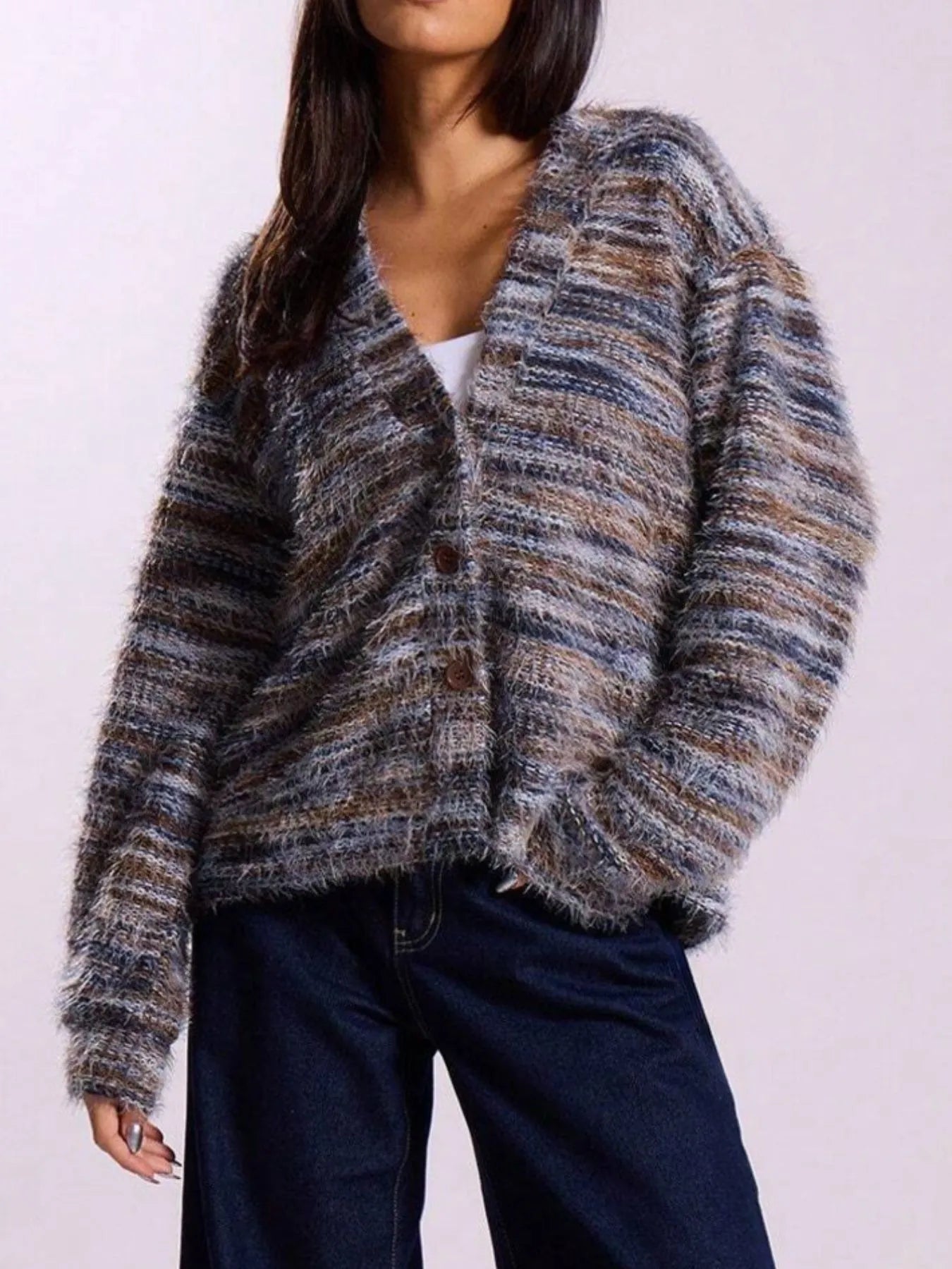 V-Neck Long Sleeve Cardigan fc3e1ea0-dd77-4cea-a583-f5cecdce73b1-Max-Origin