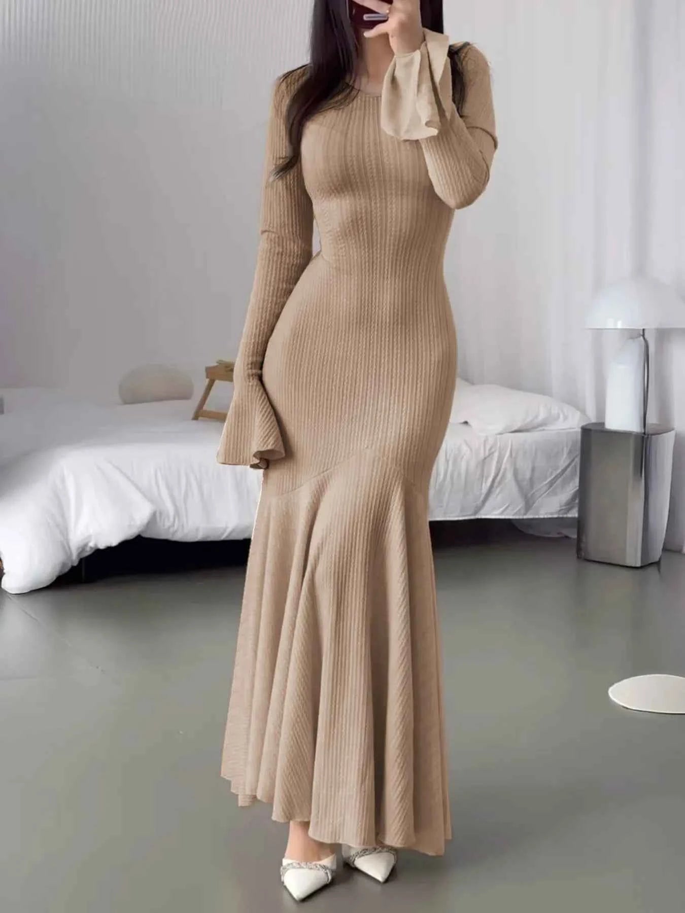 Elegant Ribbed Long Sleeve Mermaid Sweater Dress Khaki fcae7b1d160e45989eb037502503c921-Max-Origin
