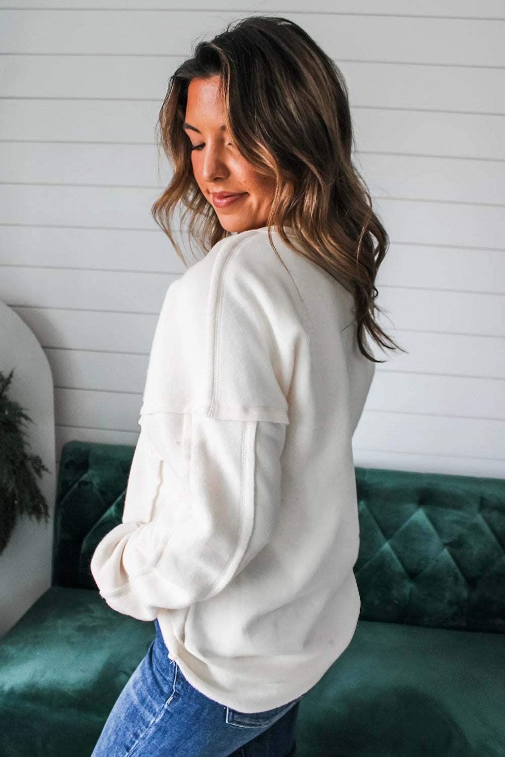 White Solid Color Drop Sleeve Pullover Sweatshirt fd3a7013a9d95fd7