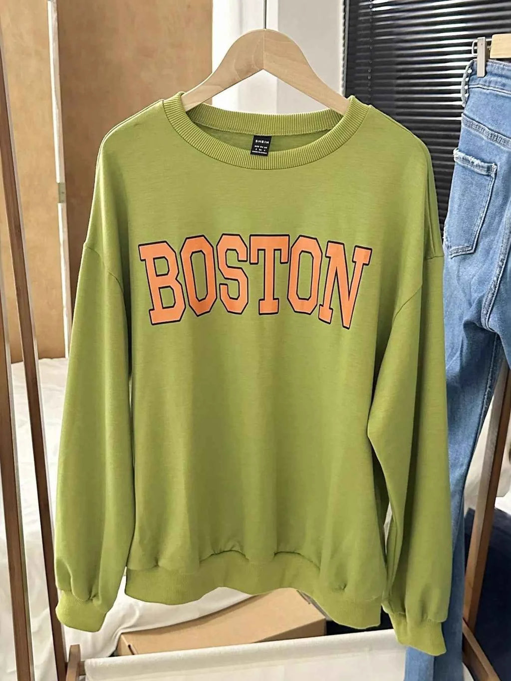 Men's Boston Graphic Oversized Crewneck Sweatshirt