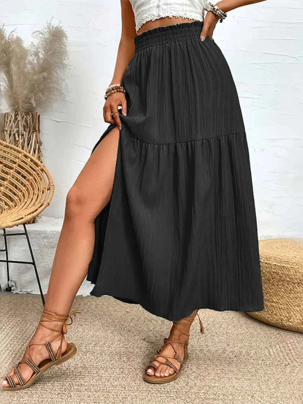Frill Slit Skirt fd4e399a-937c-422f-a466-07c5f9ecb2eb-Max
