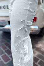 White Bowknot Side Detail Straight Leg Loose Jeans fdb9a320872bb46c